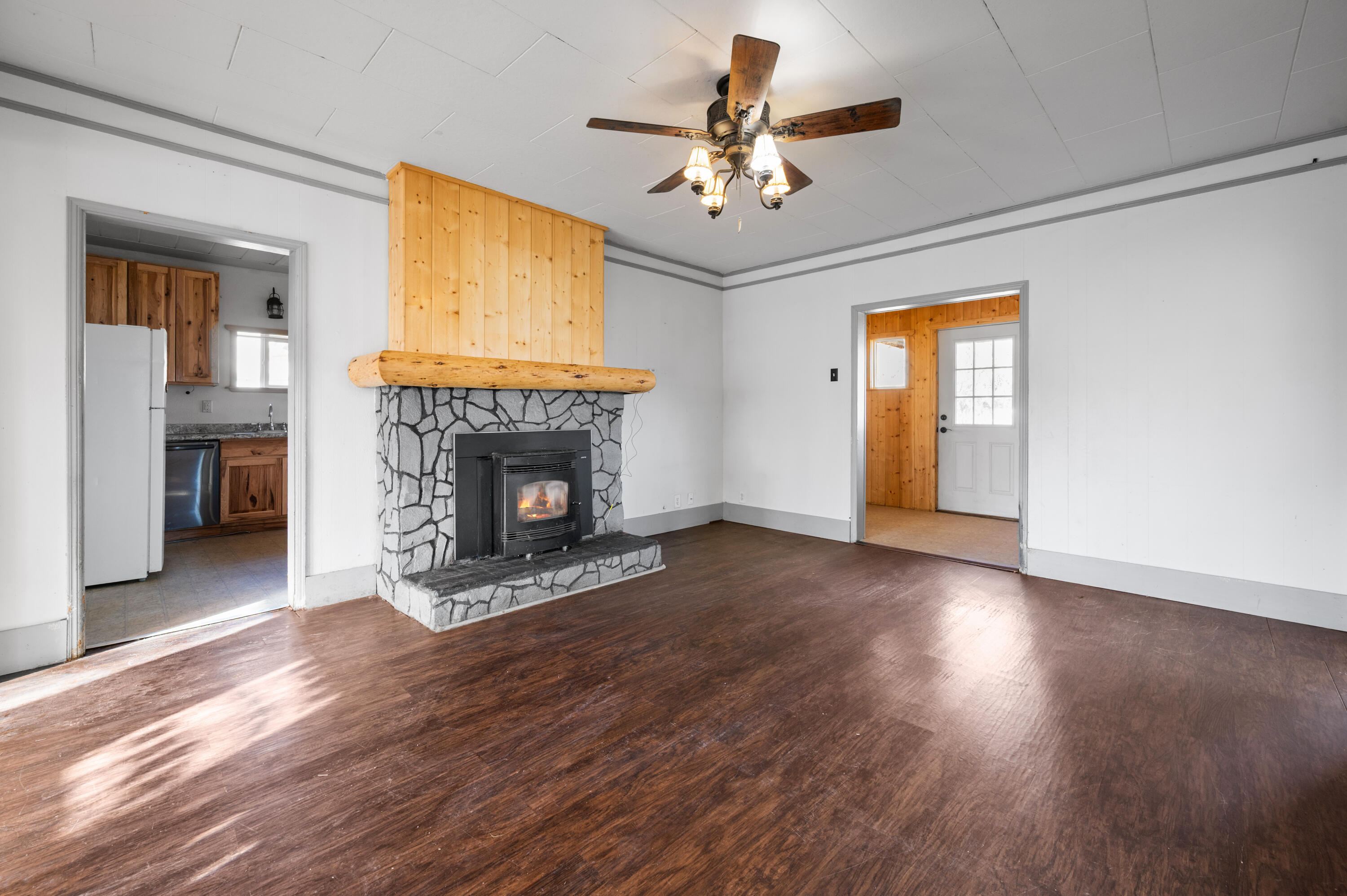798 NE 6th Street