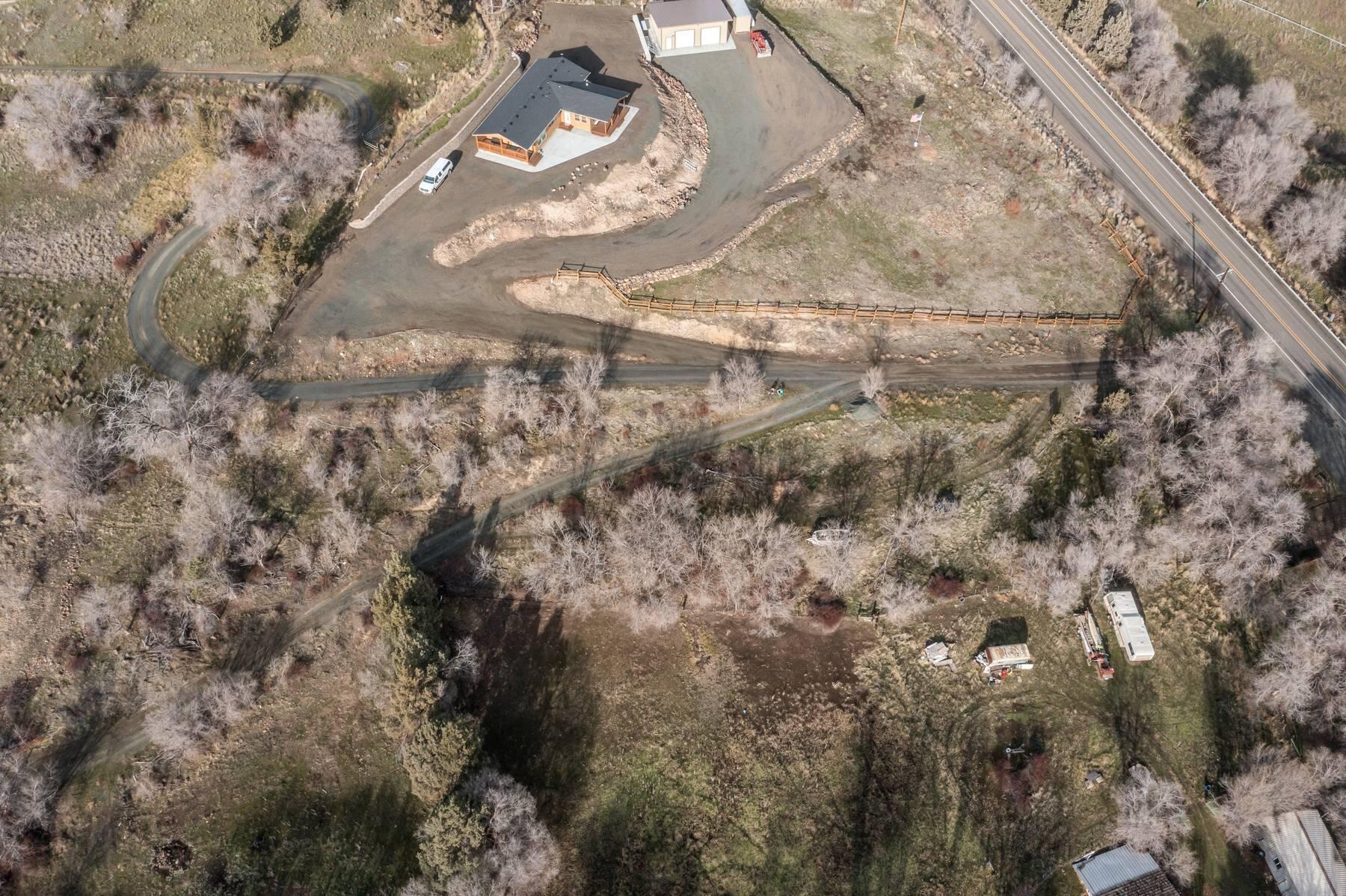 220 Schoolhouse Road