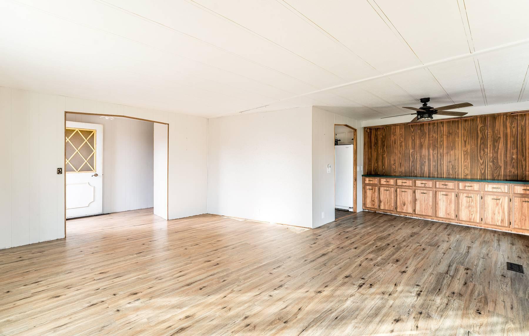 220 Schoolhouse Road