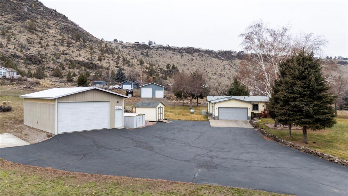 11896 SW Horny Hollow Trail