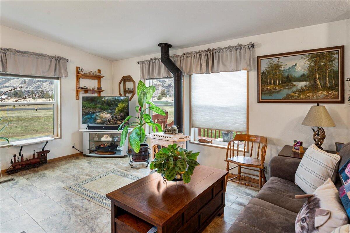 11896 SW Horny Hollow Trail