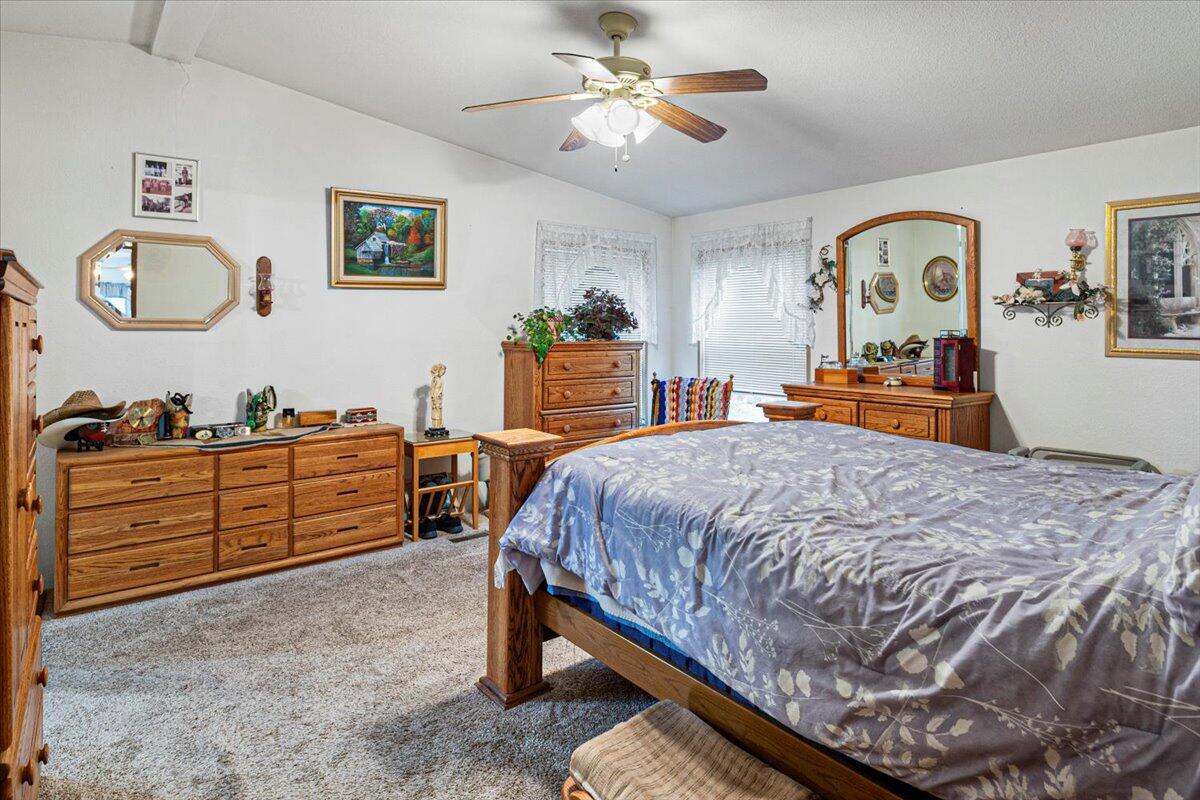 11896 SW Horny Hollow Trail