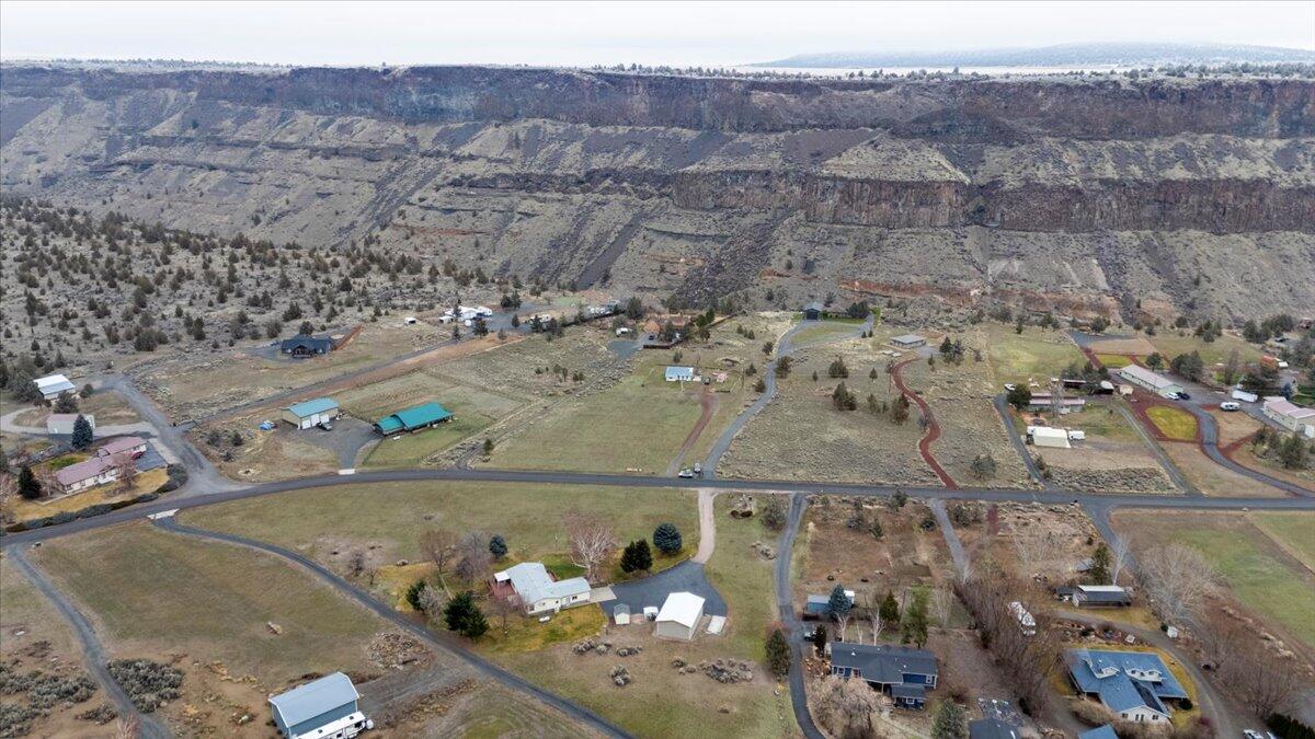 11896 SW Horny Hollow Trail