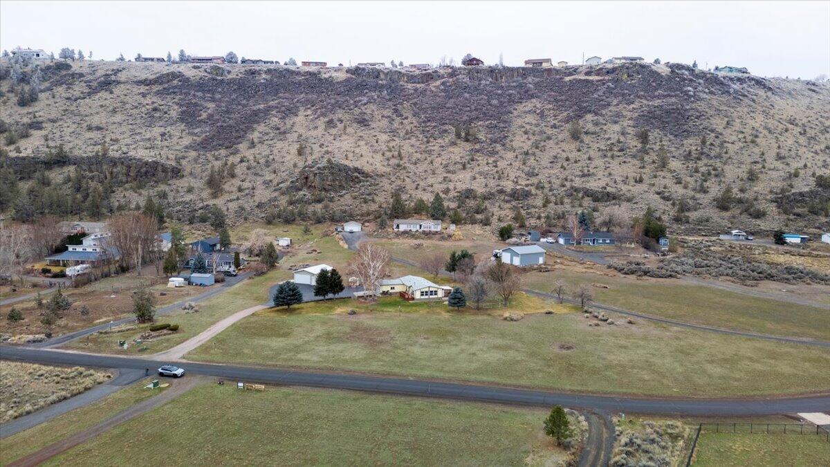 11896 SW Horny Hollow Trail