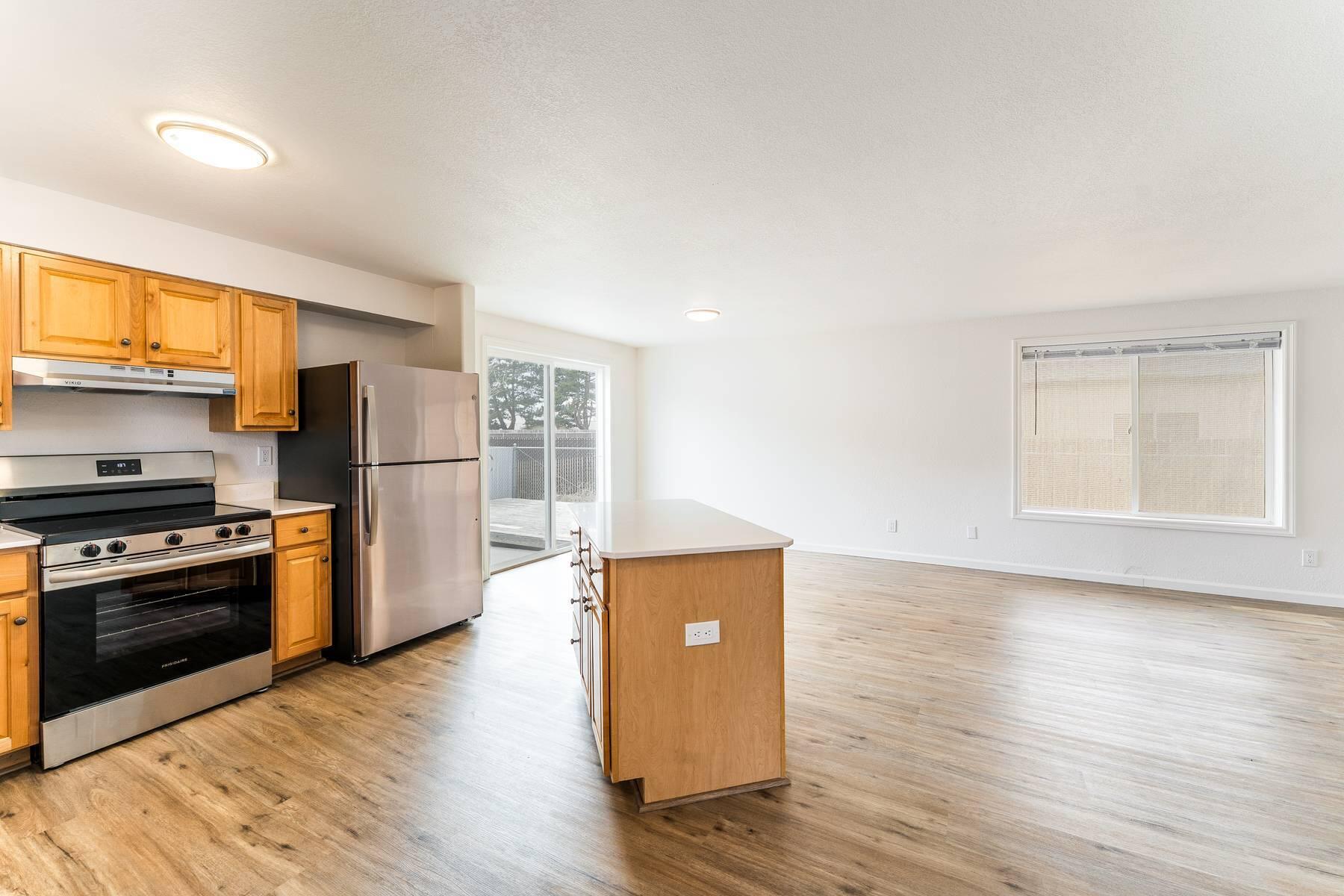 961 S Algonquian Court