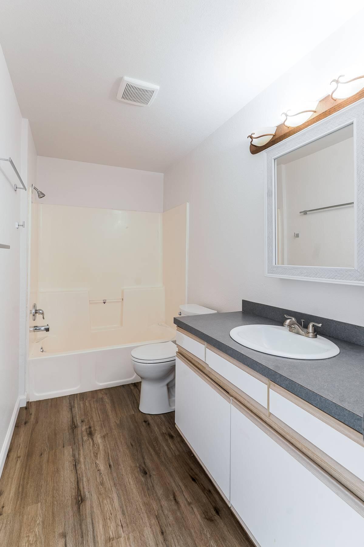 961 S Algonquian Court