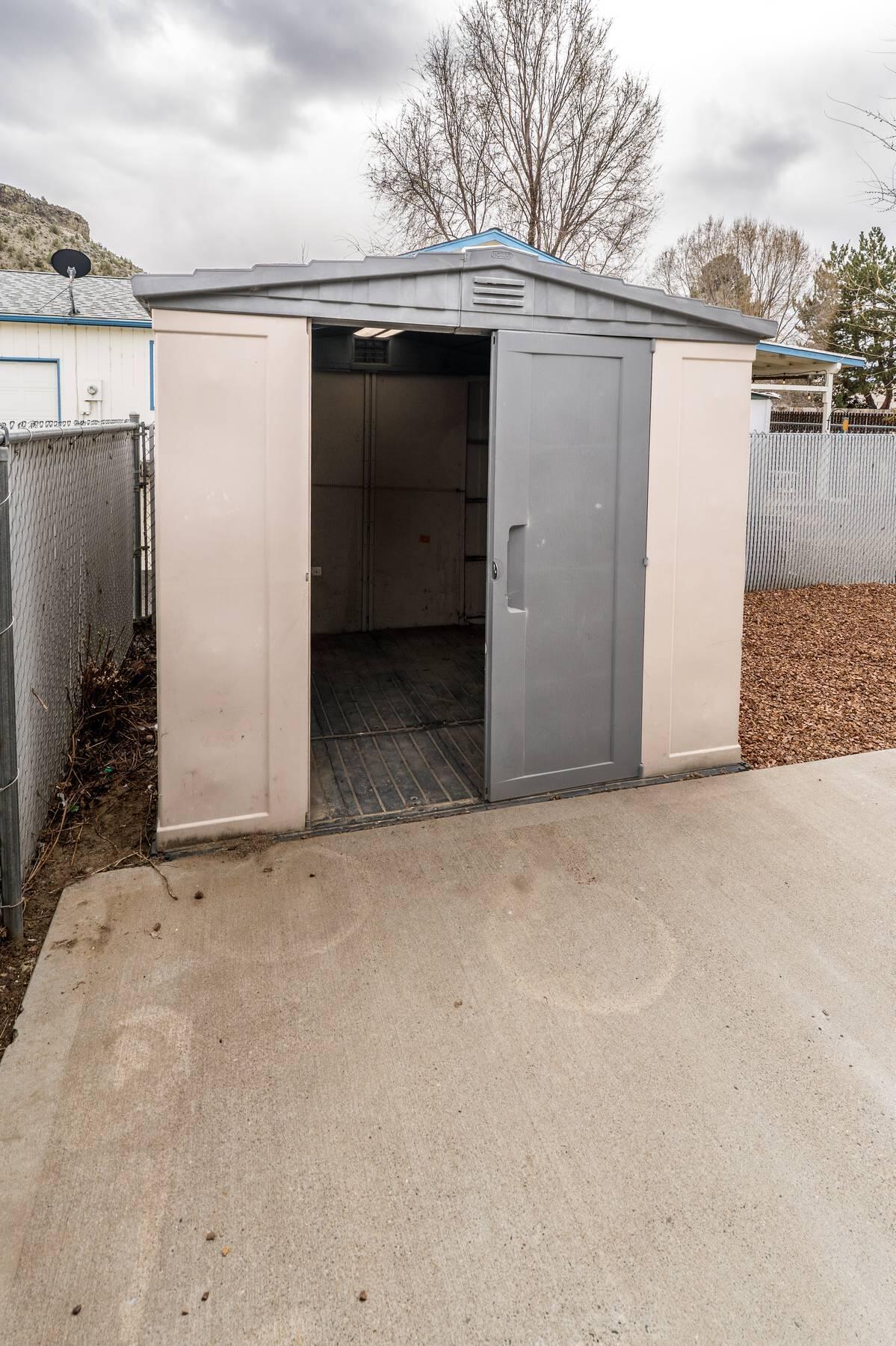 961 S Algonquian Court