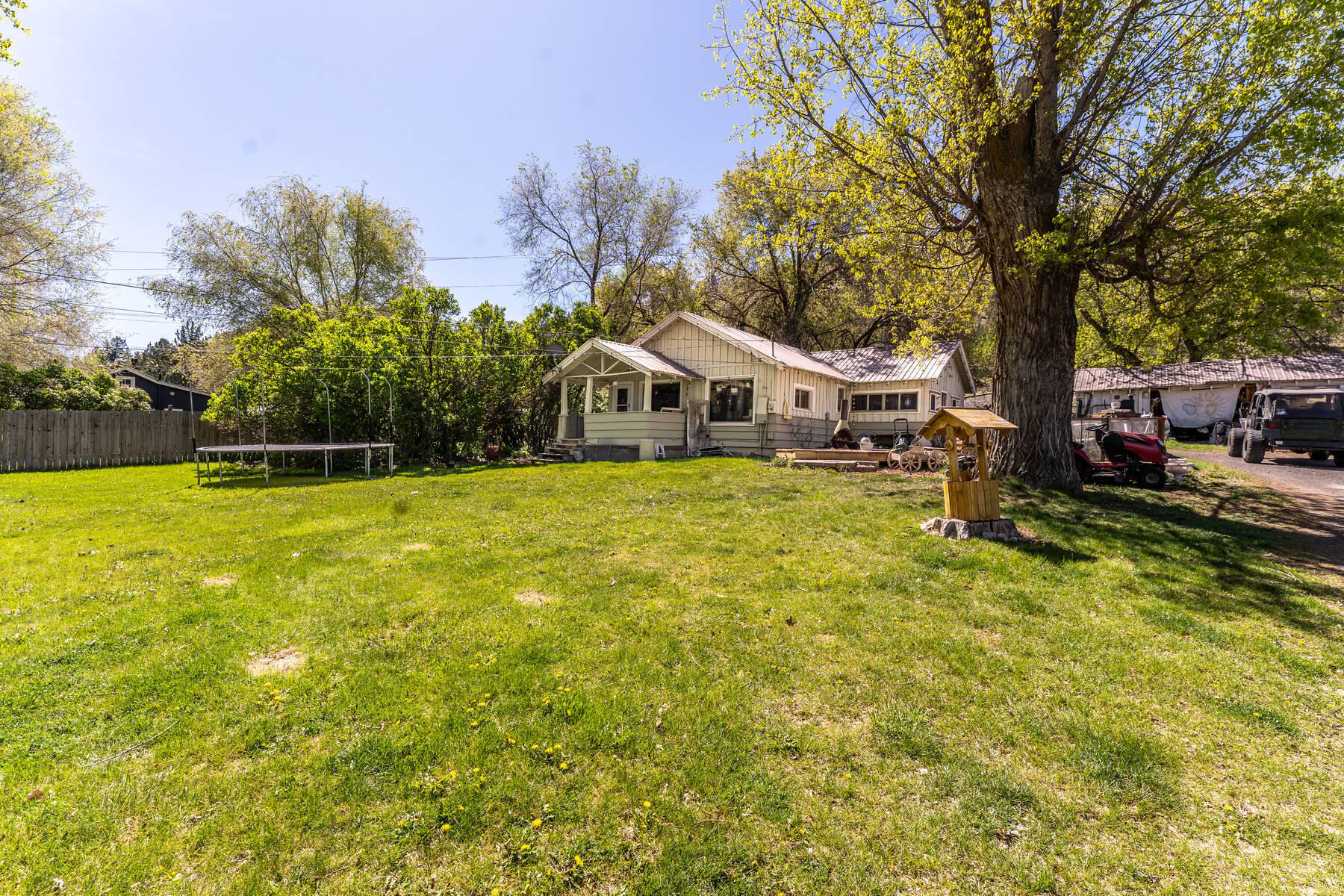 2066 NW Oneil Highway