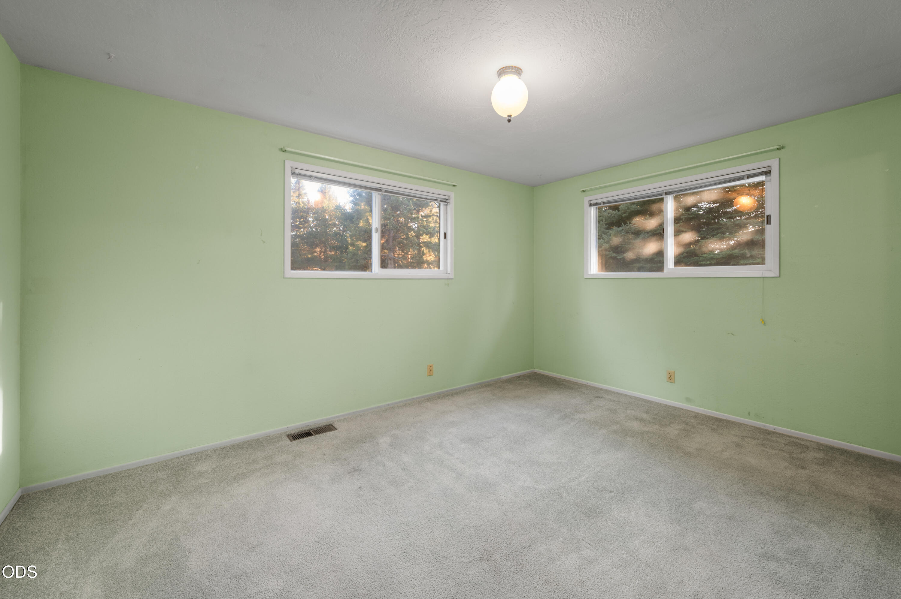 61909 Skyline View Drive