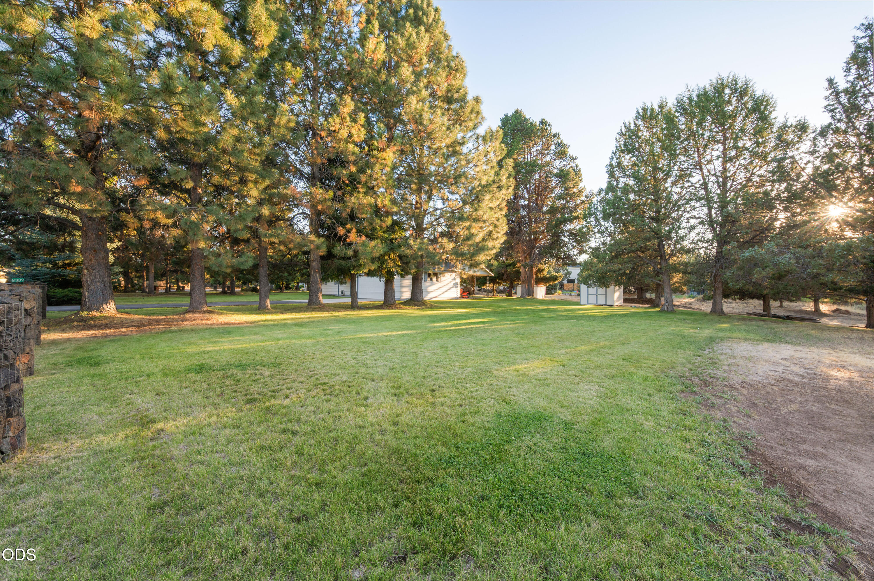 61909 Skyline View Drive