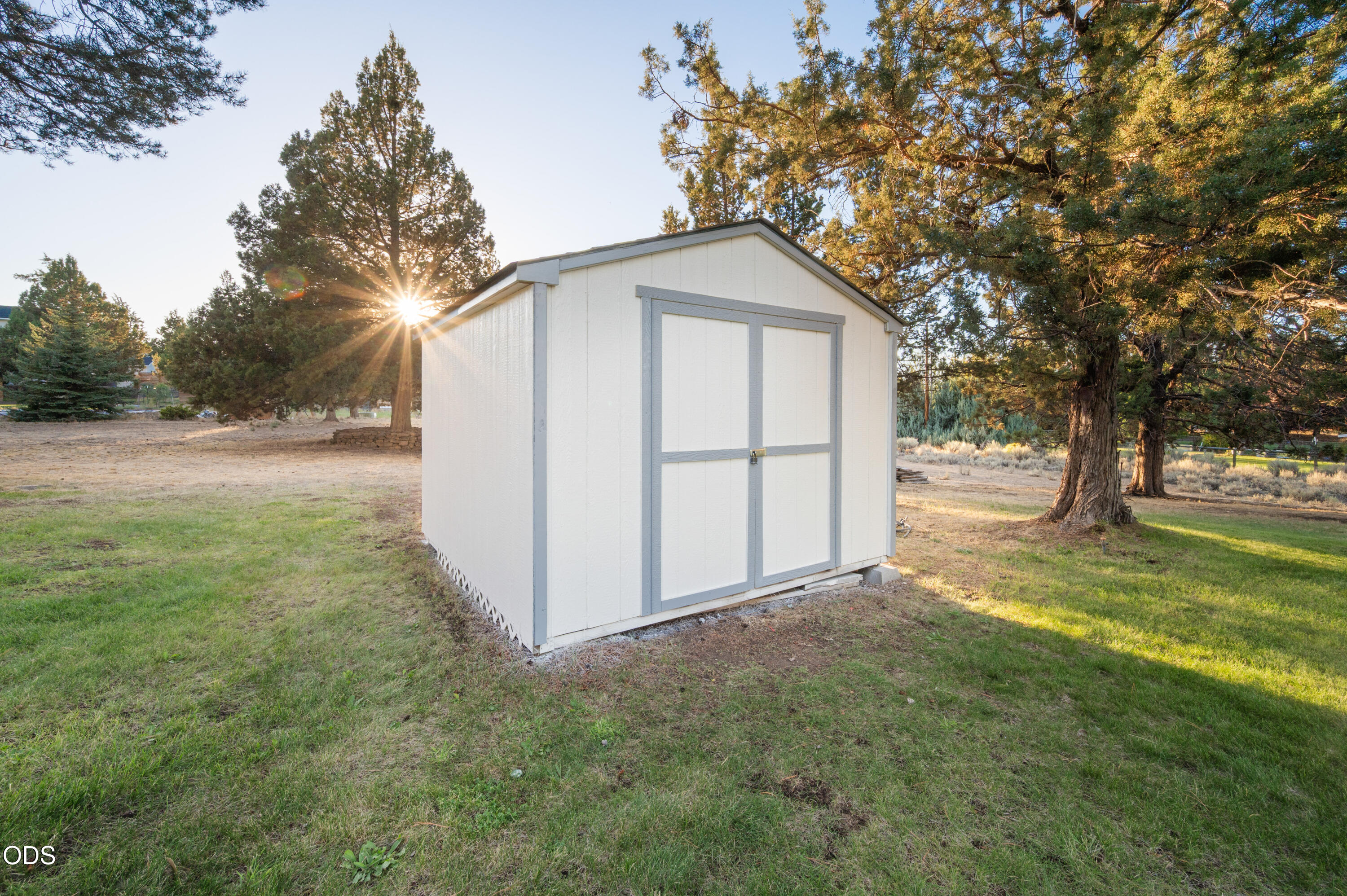 61909 Skyline View Drive
