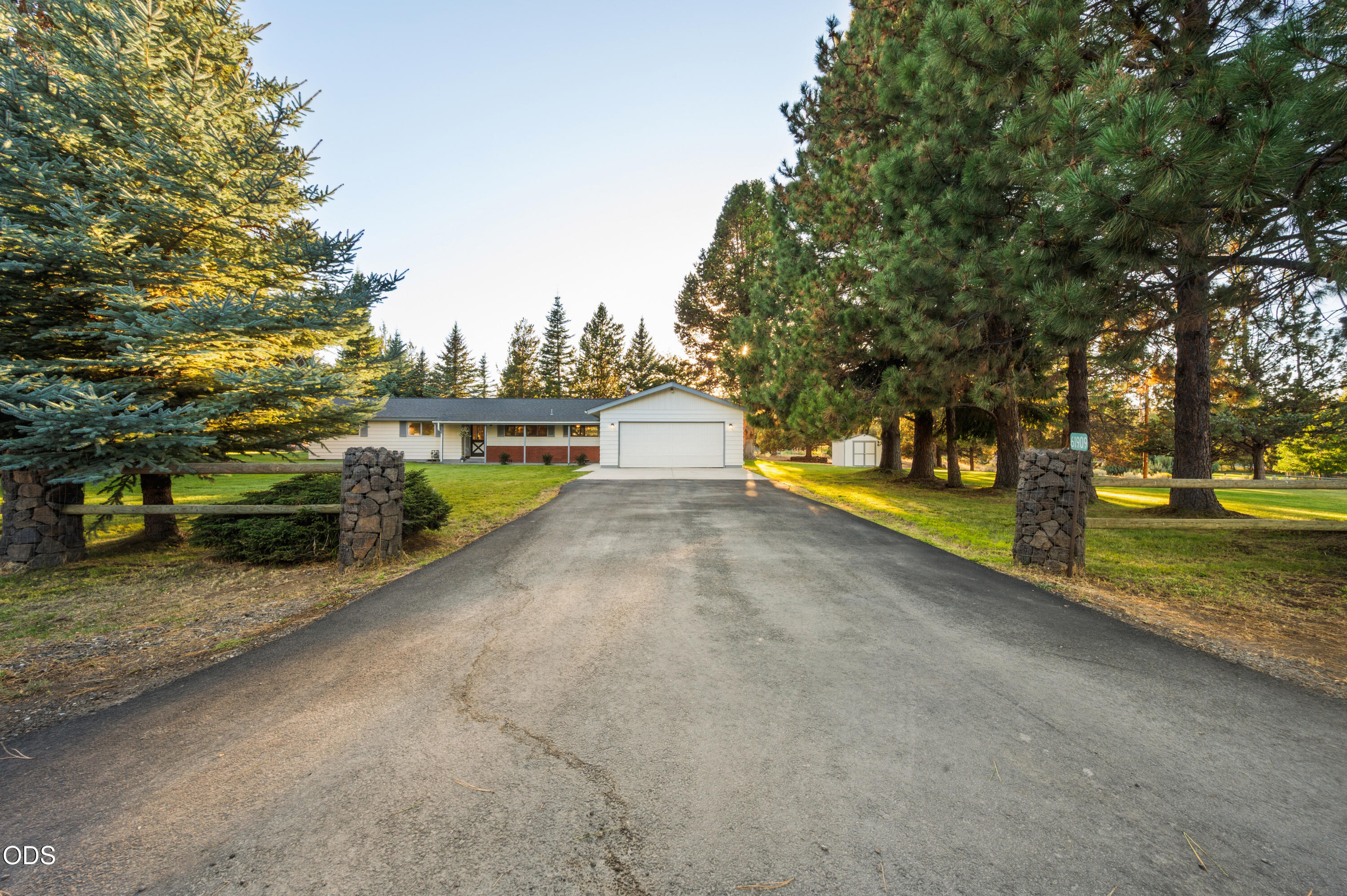 61909 Skyline View Drive