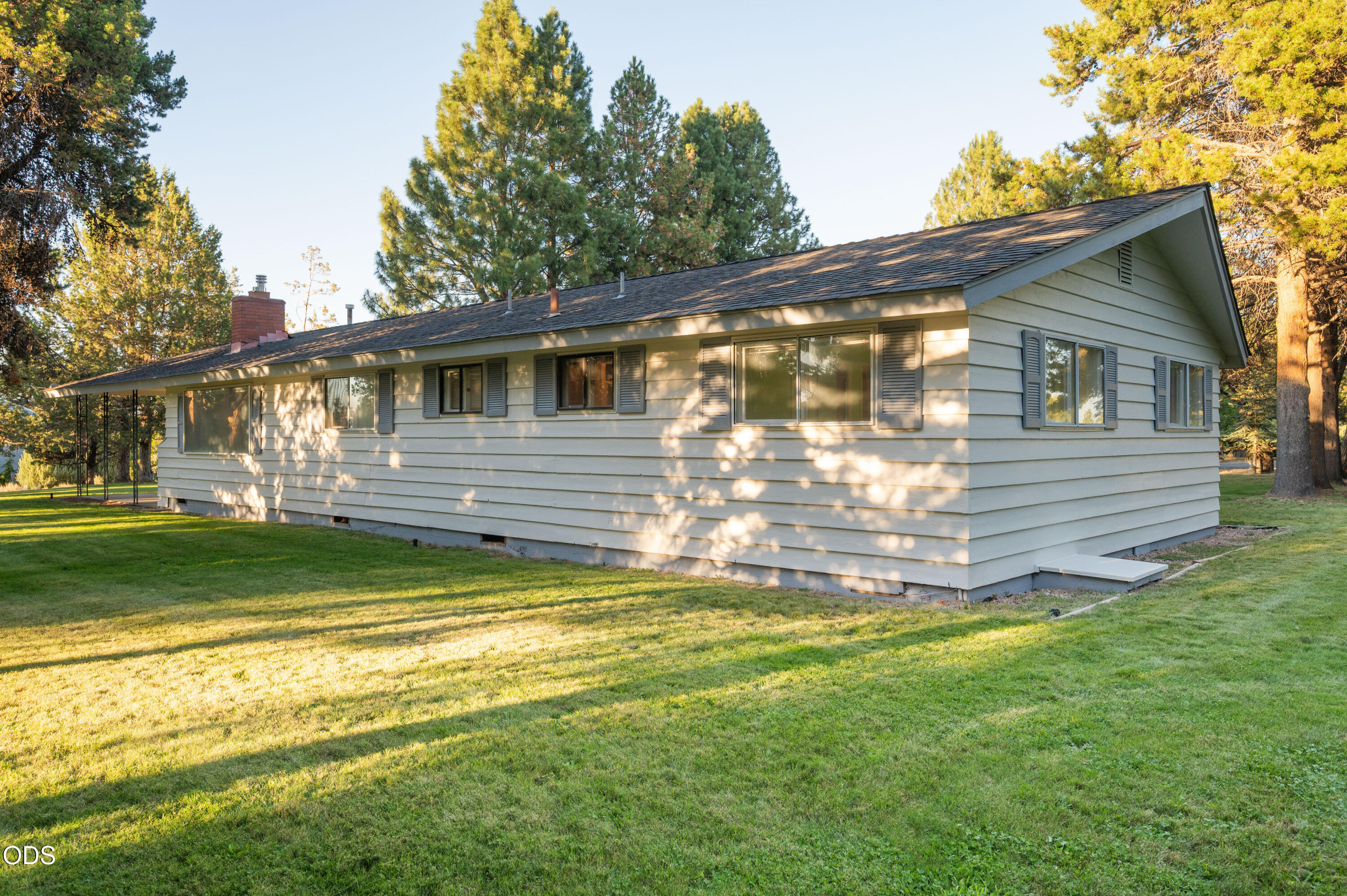 61909 Skyline View Drive