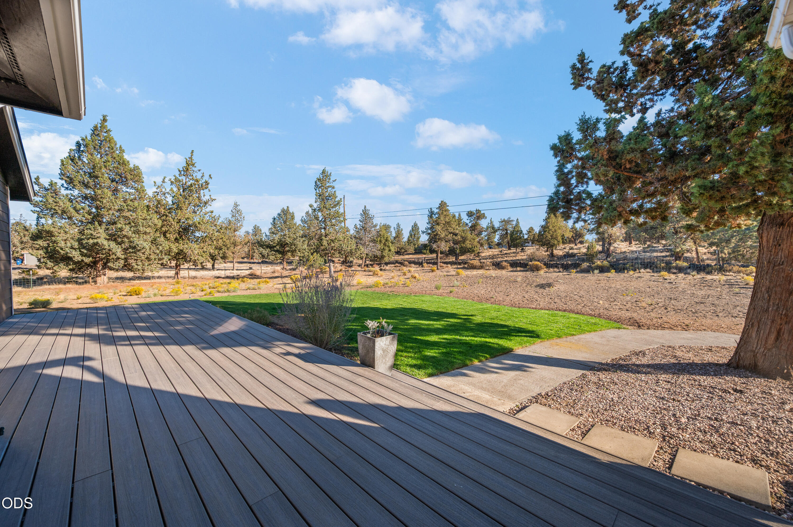 5391 NW Frank Way