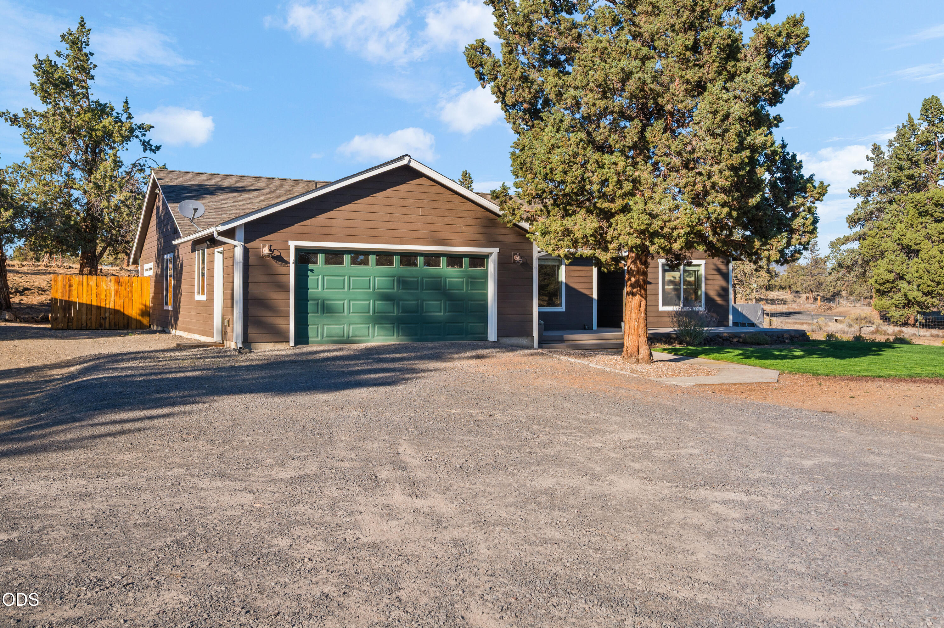 5391 NW Frank Way