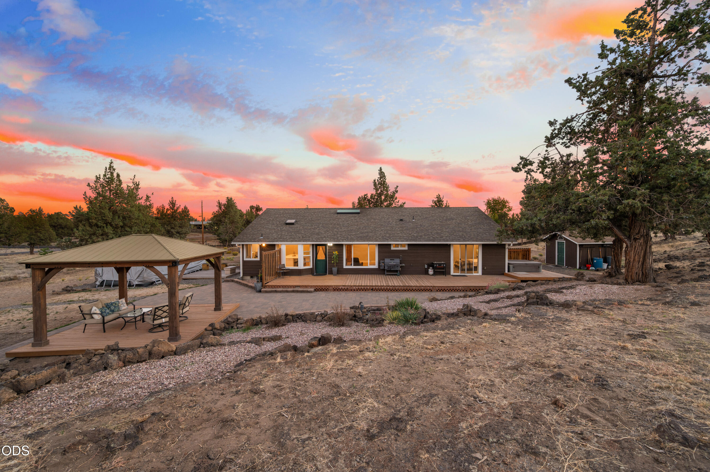 5391 NW Frank Way