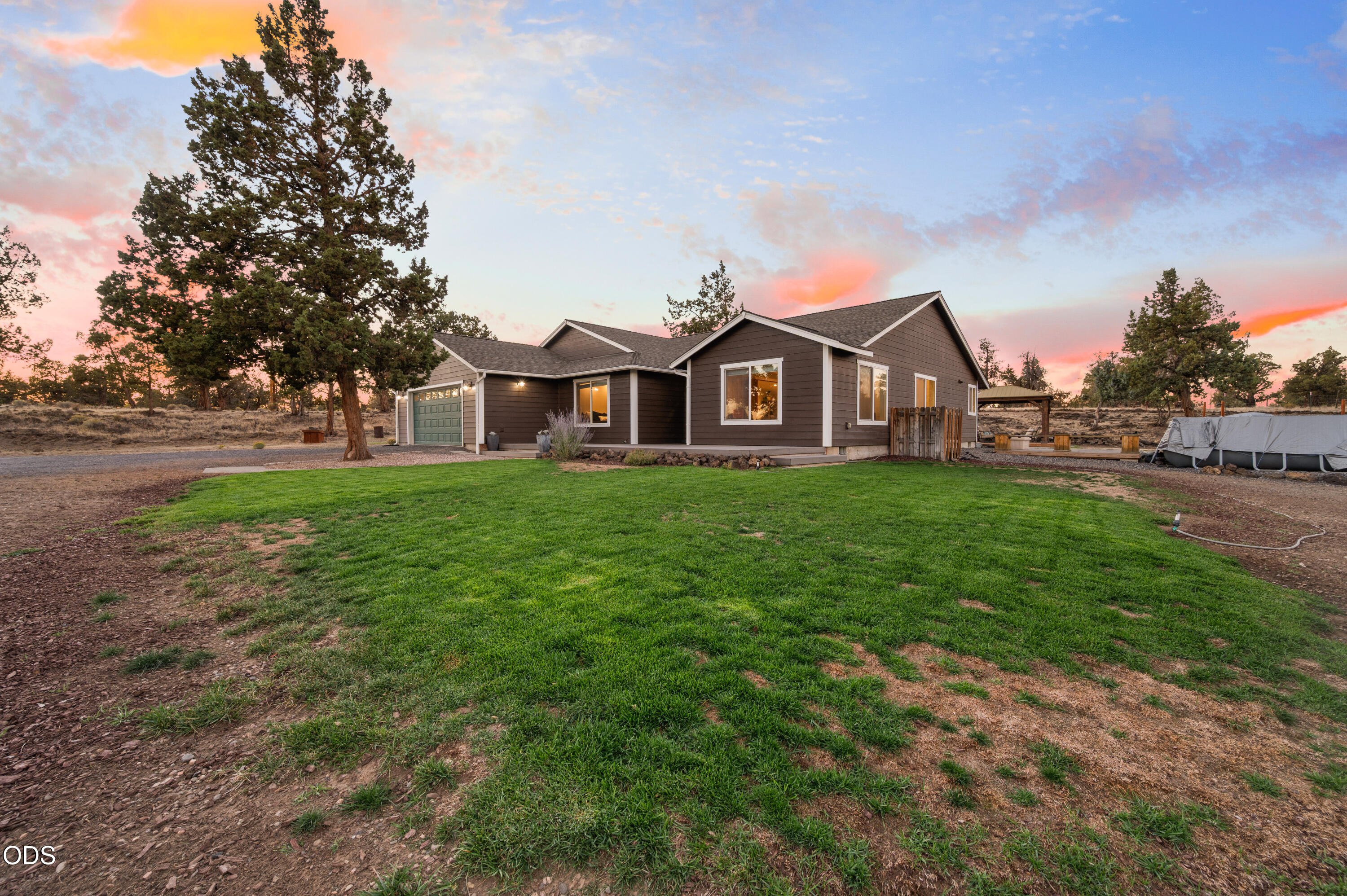 5391 NW Frank Way