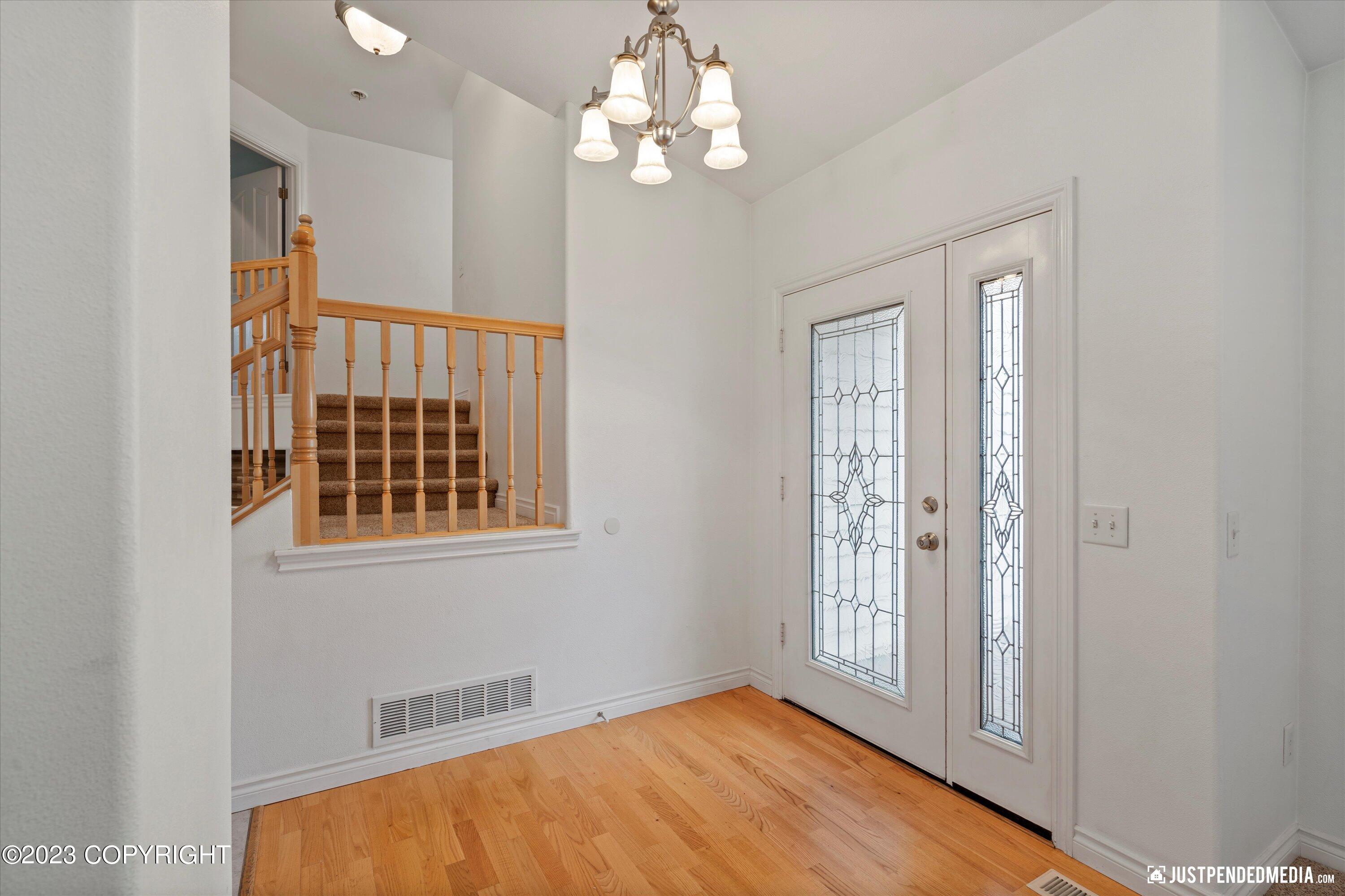 5605 Yukon Charlie Loop