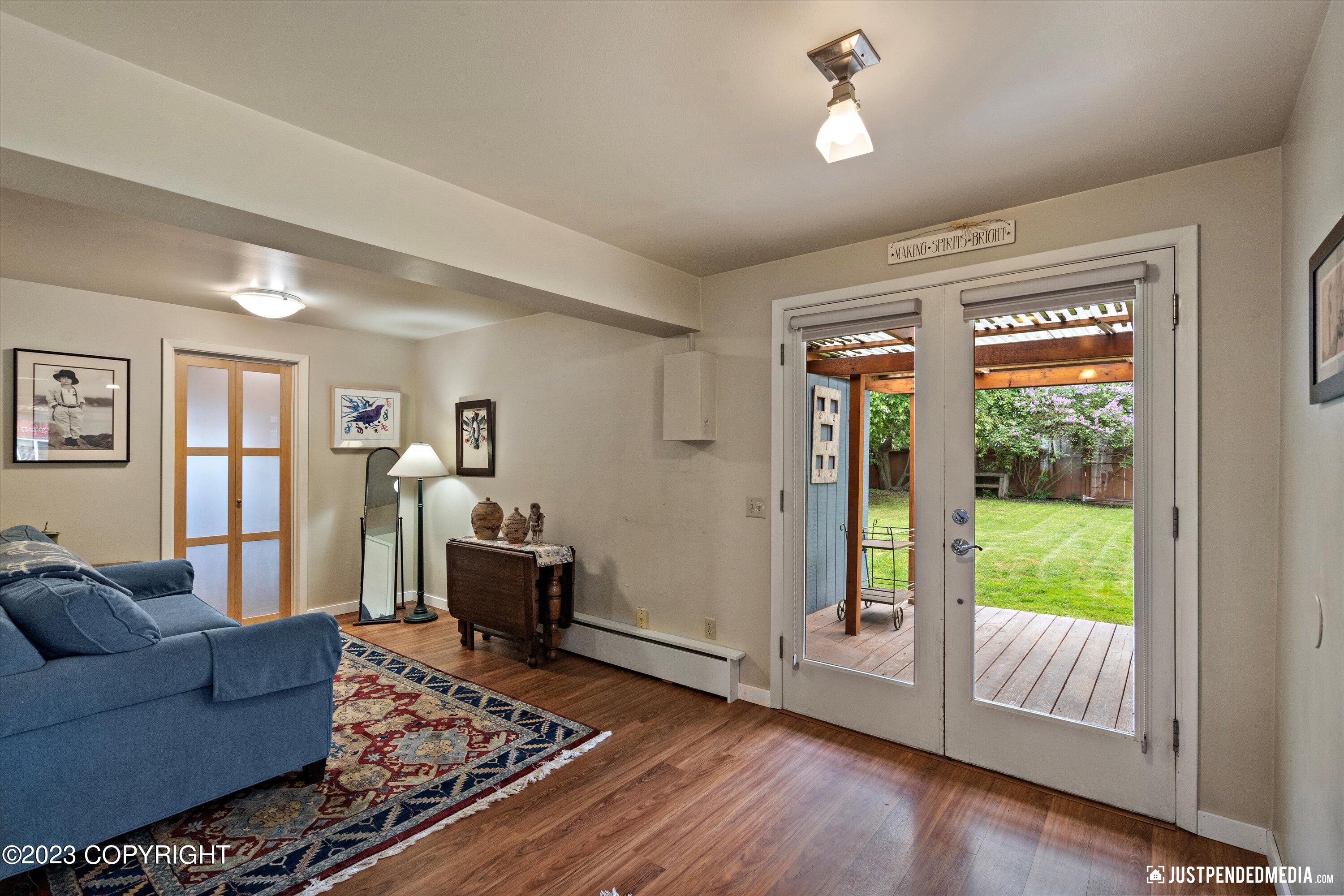 100 E Cook Avenue