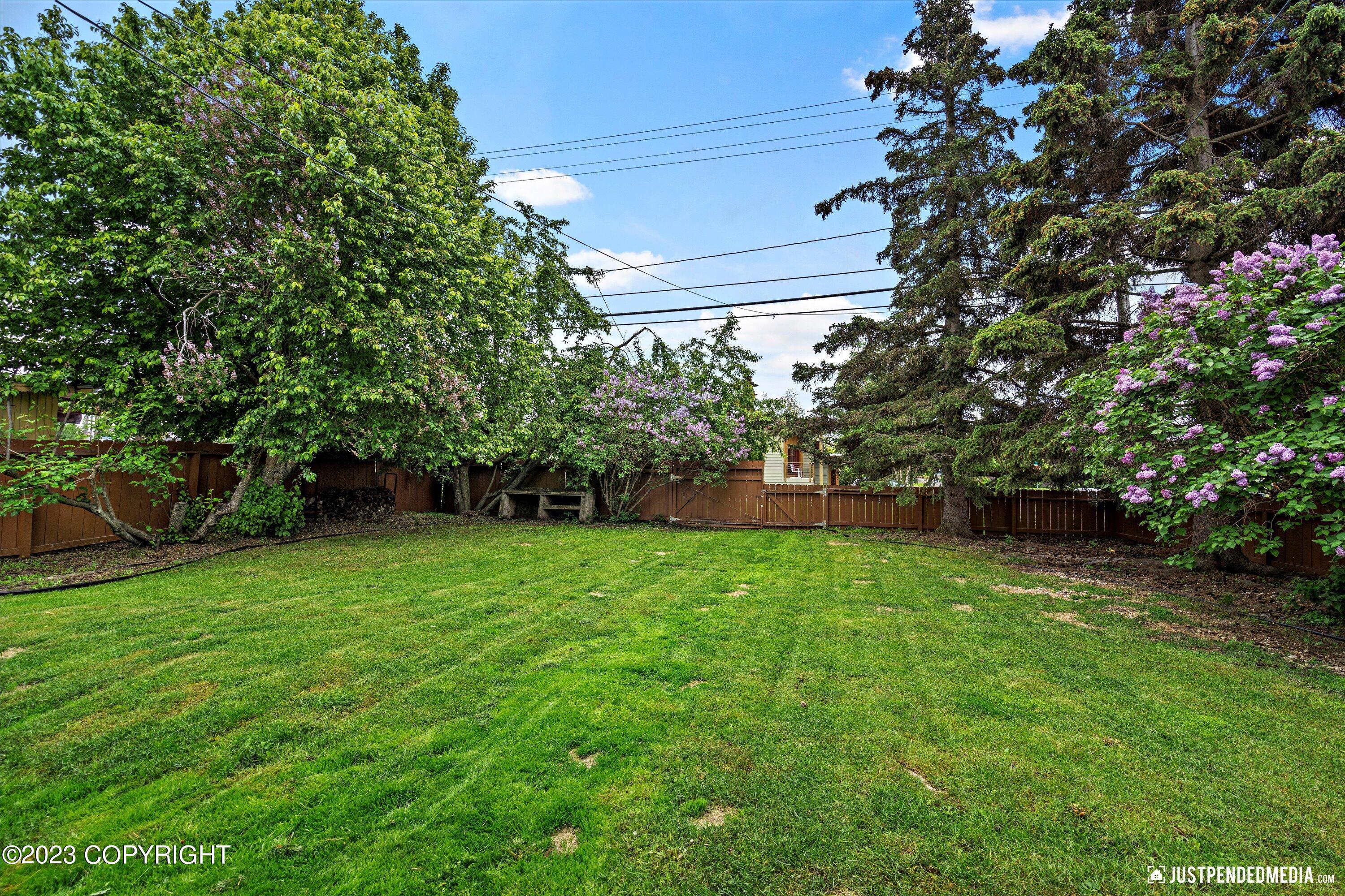 100 E Cook Avenue