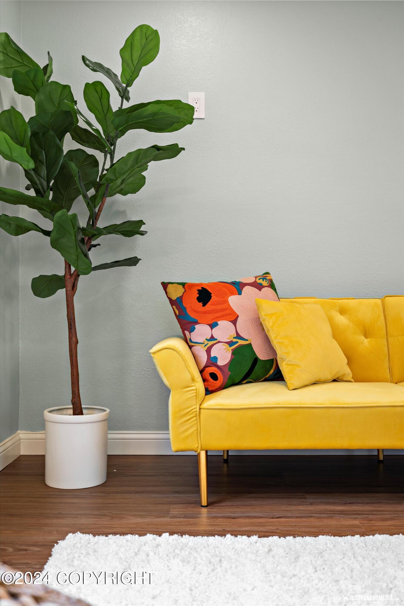 1547 Airport Heights Drive