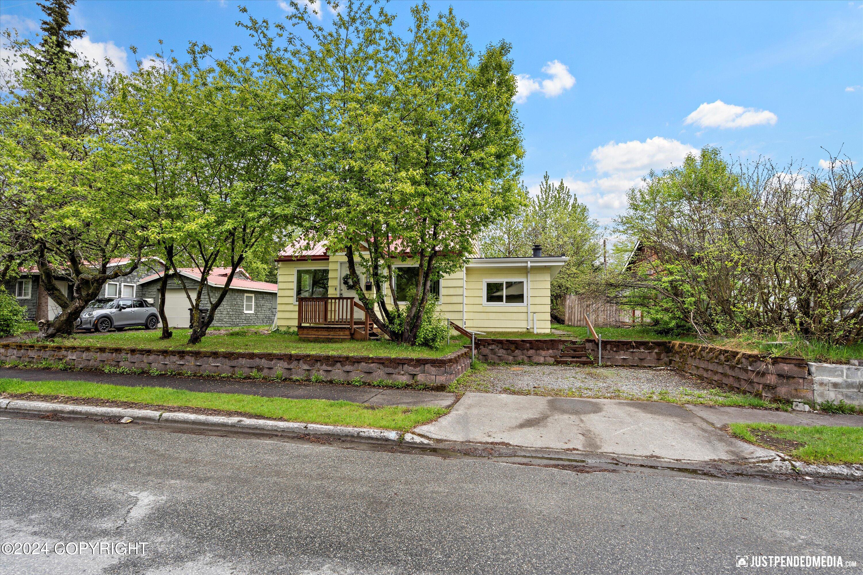 1547 Airport Heights Drive