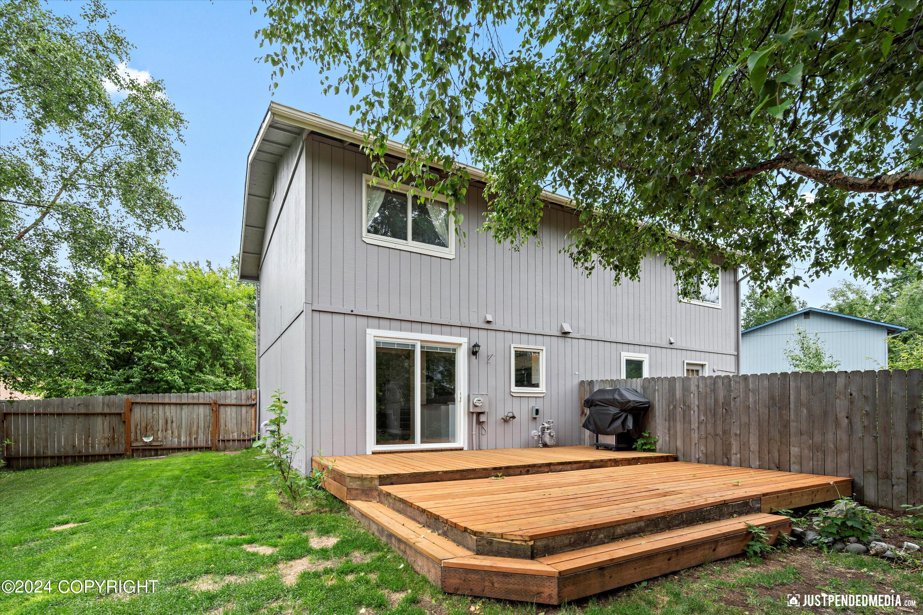 8120 Evans Circle