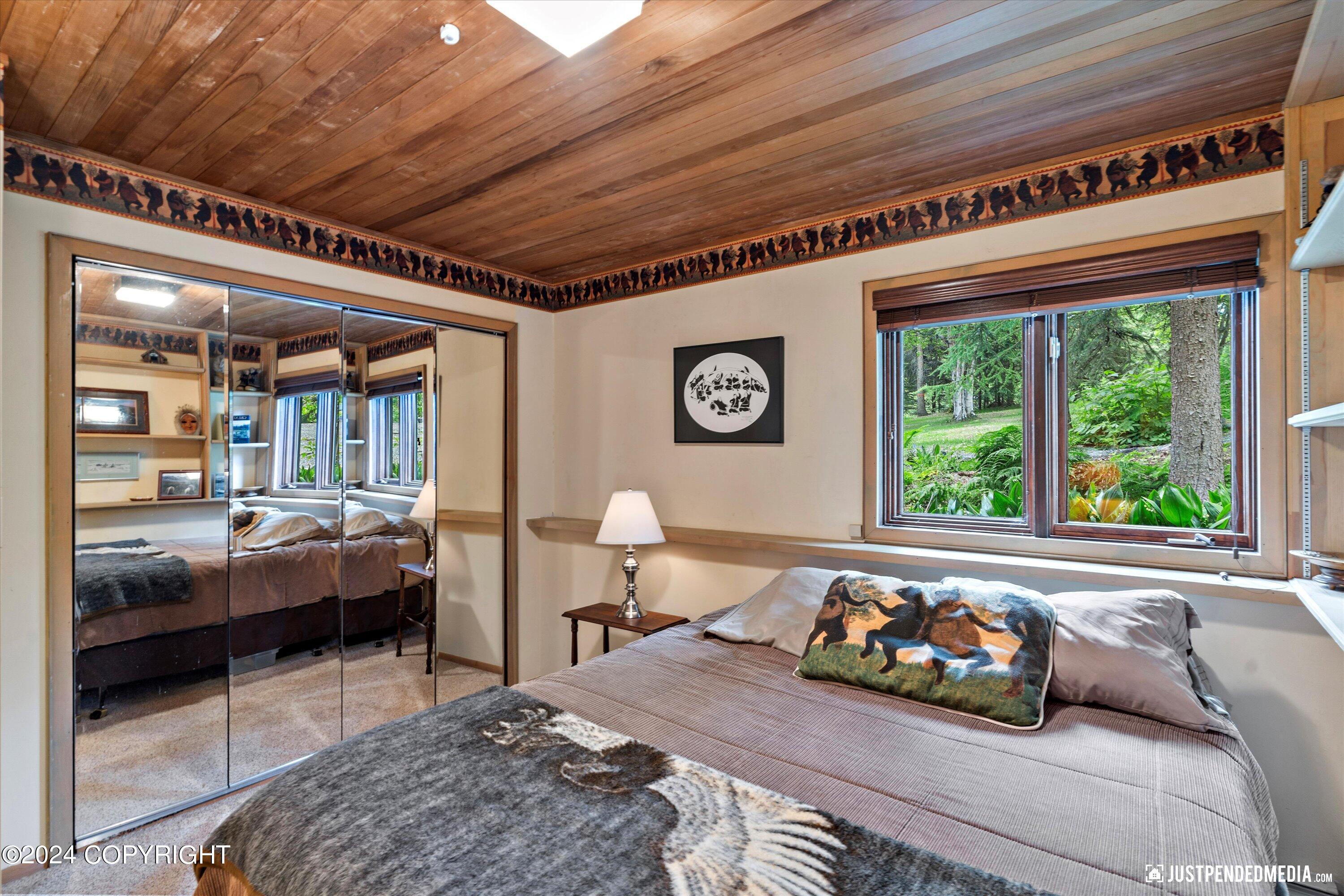 6851 Round Tree Circle