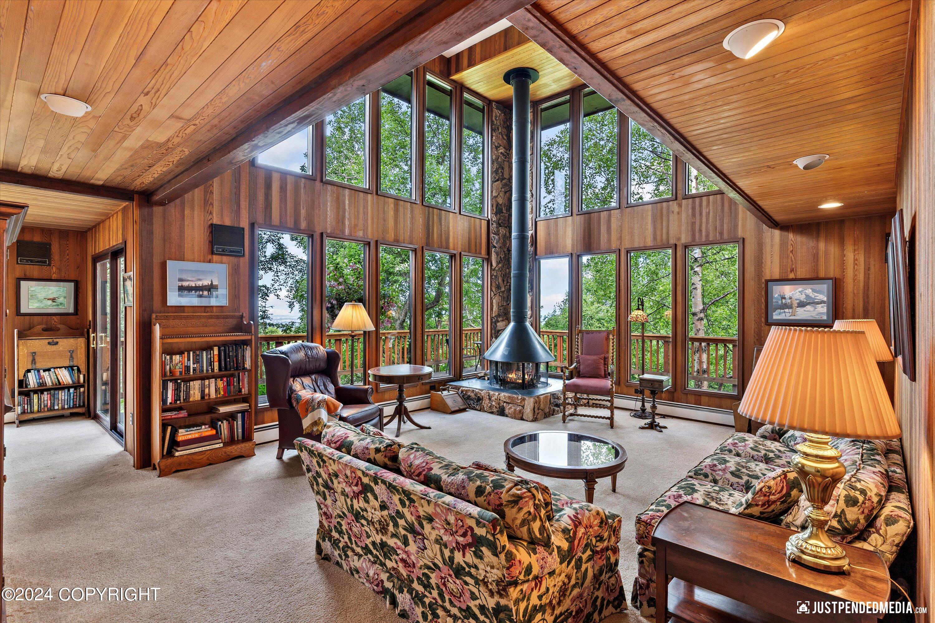 6851 Round Tree Circle