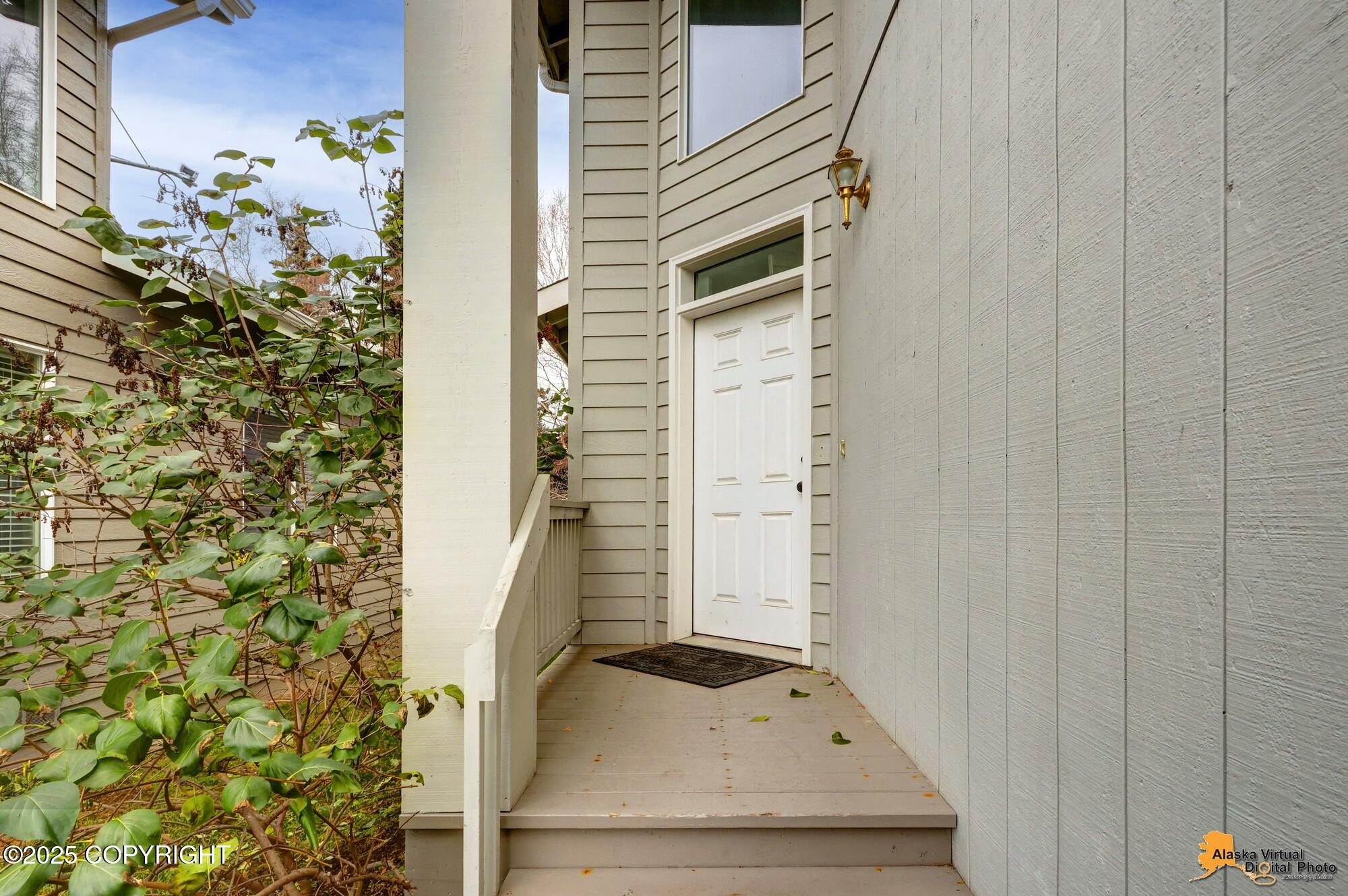 6787 Delong Landing Circle