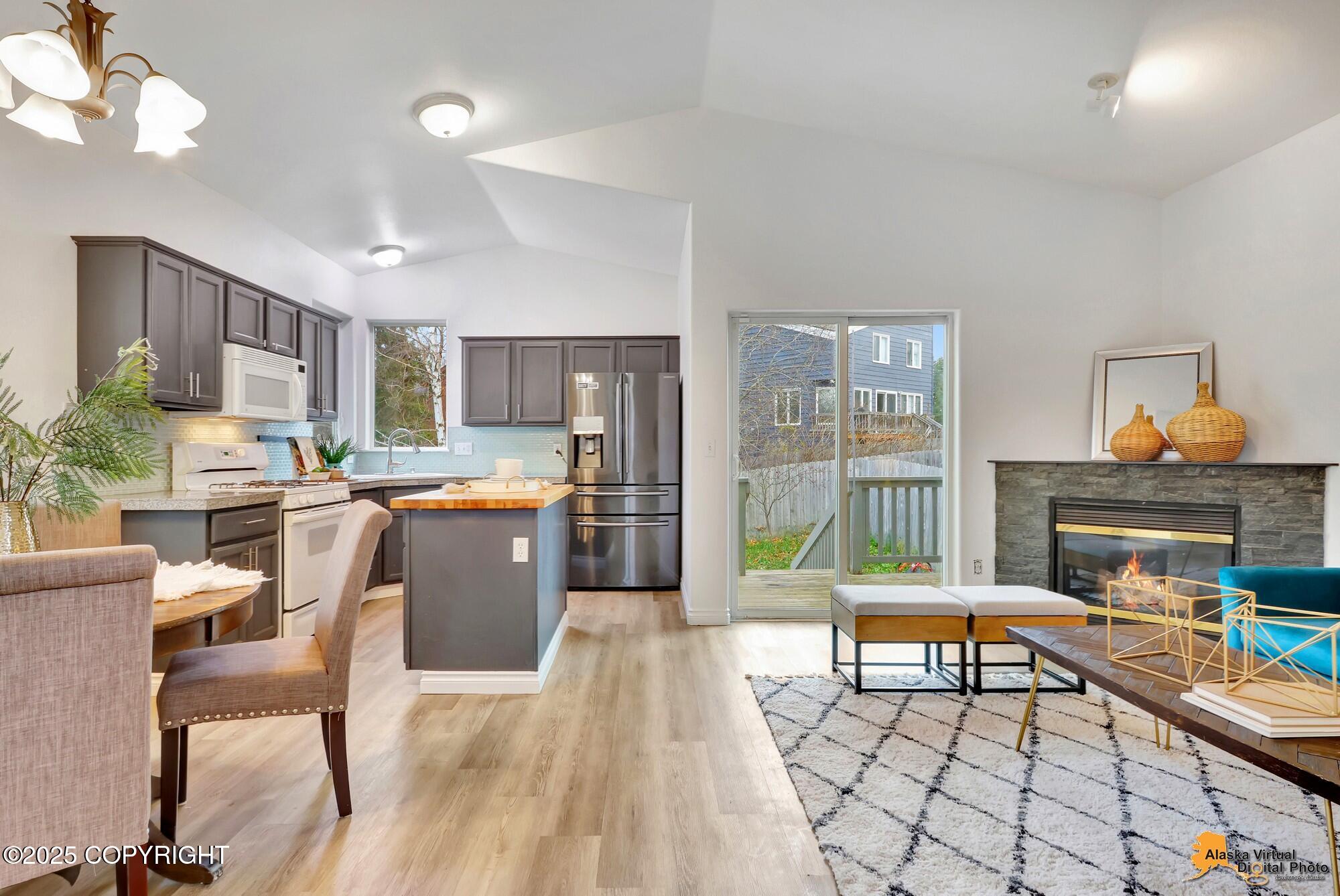 6787 Delong Landing Circle