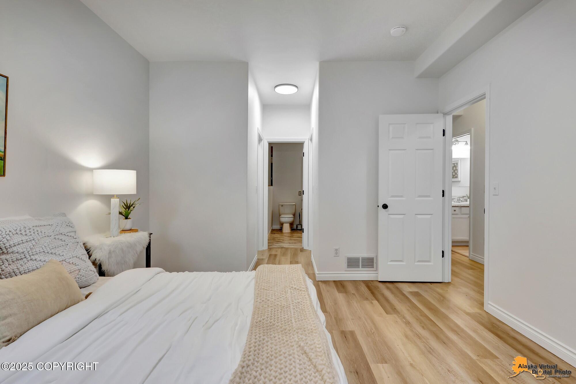 6787 Delong Landing Circle