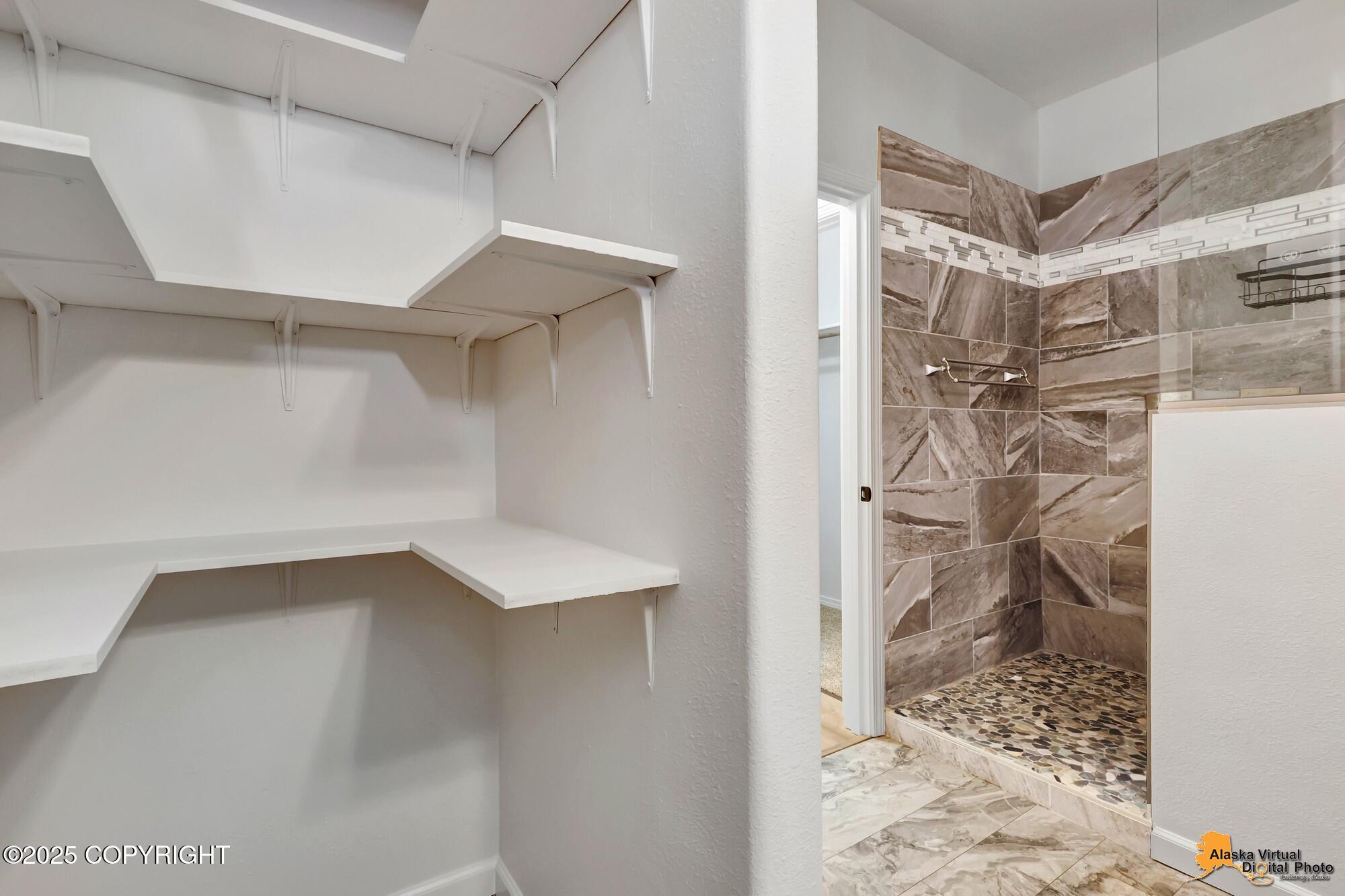 6787 Delong Landing Circle