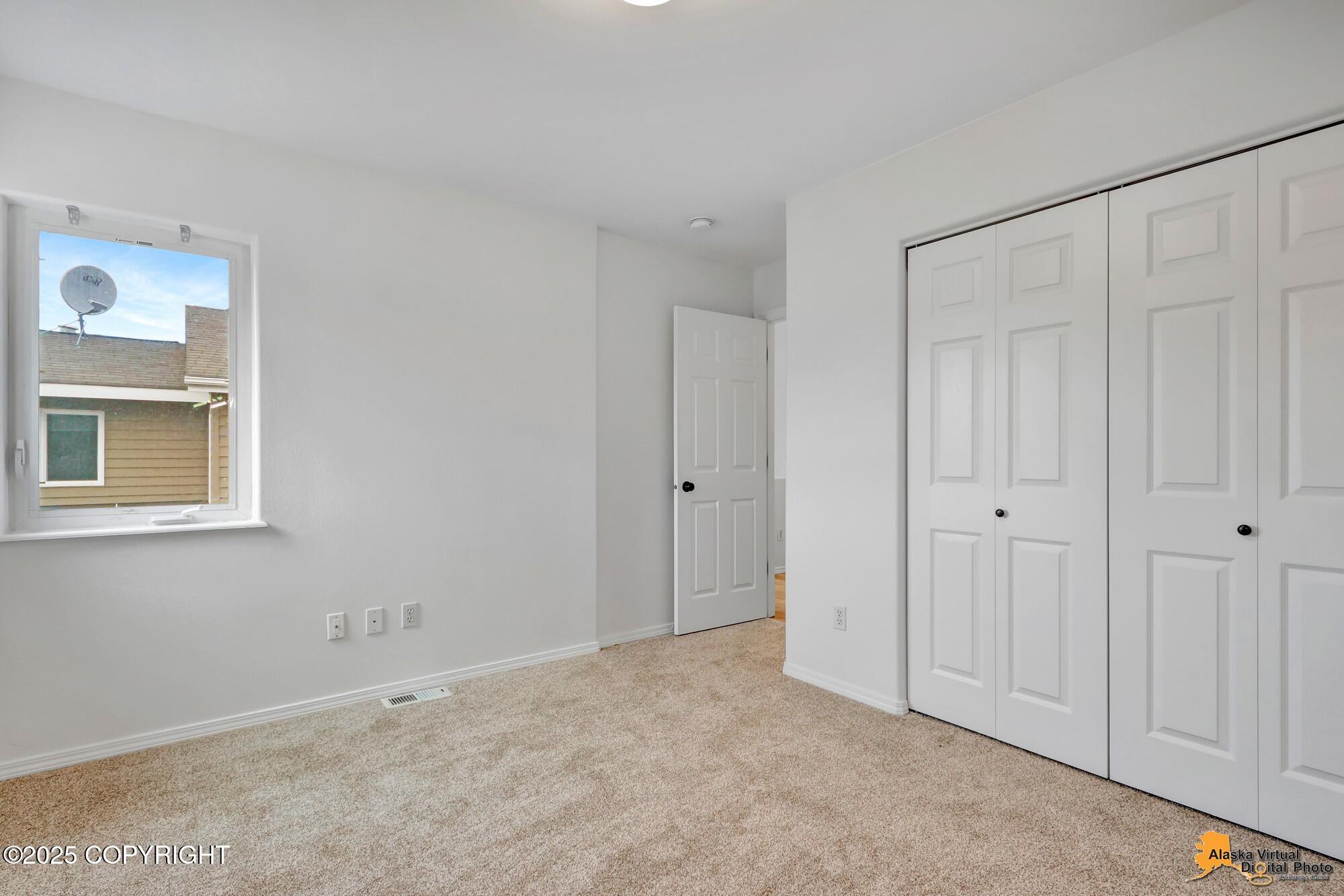 6787 Delong Landing Circle