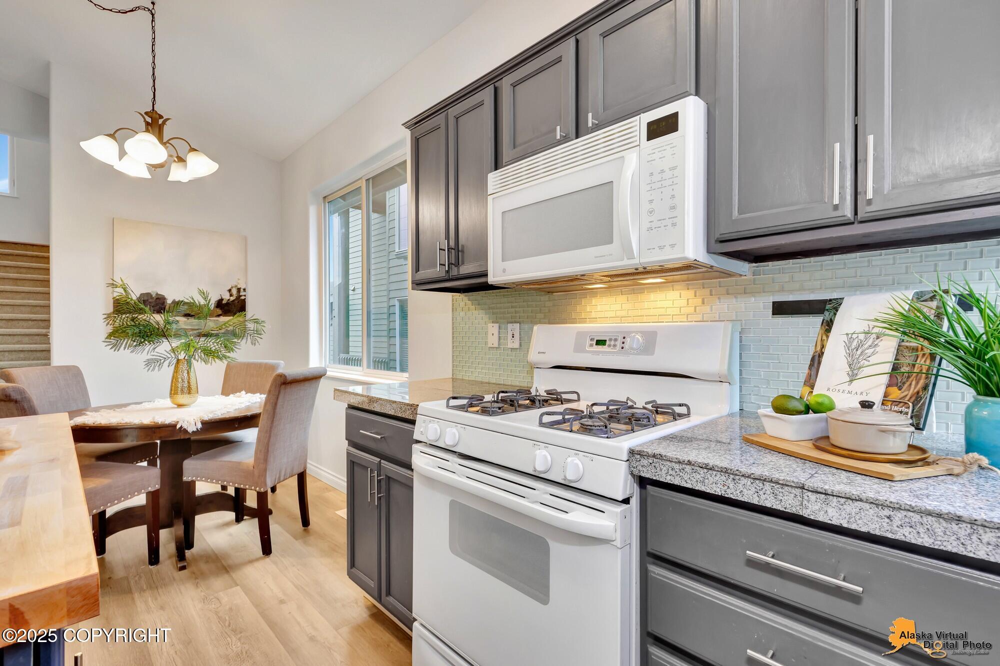 6787 Delong Landing Circle