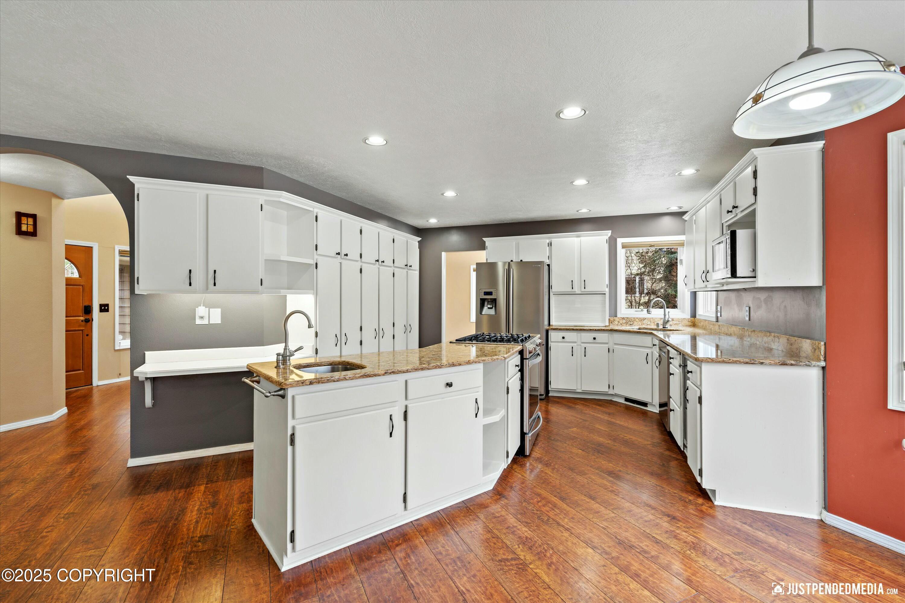 4681 Southpark Bluff Drive