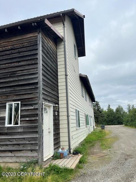 896 E Bobo Loop