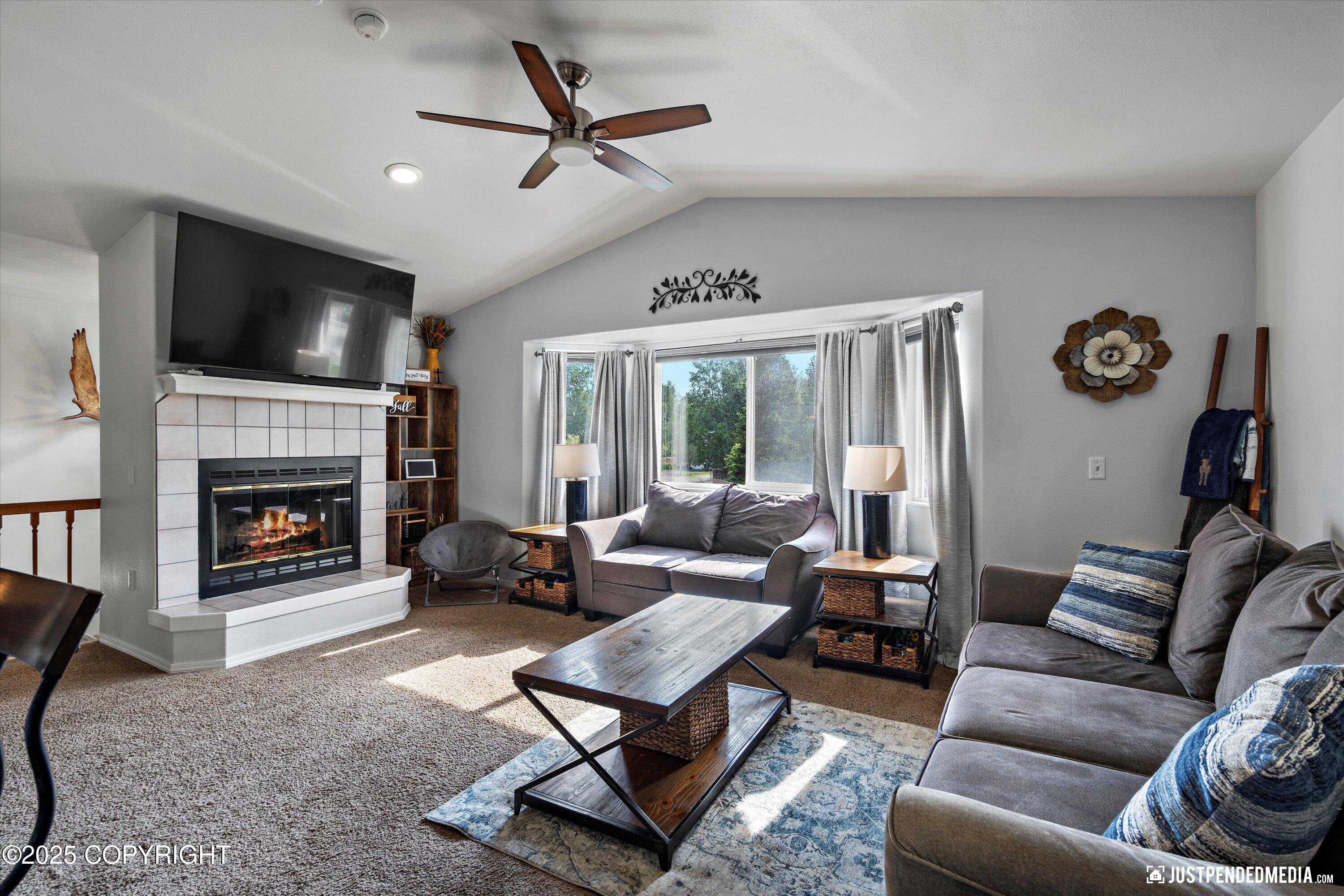 7821 Charlotte Circle