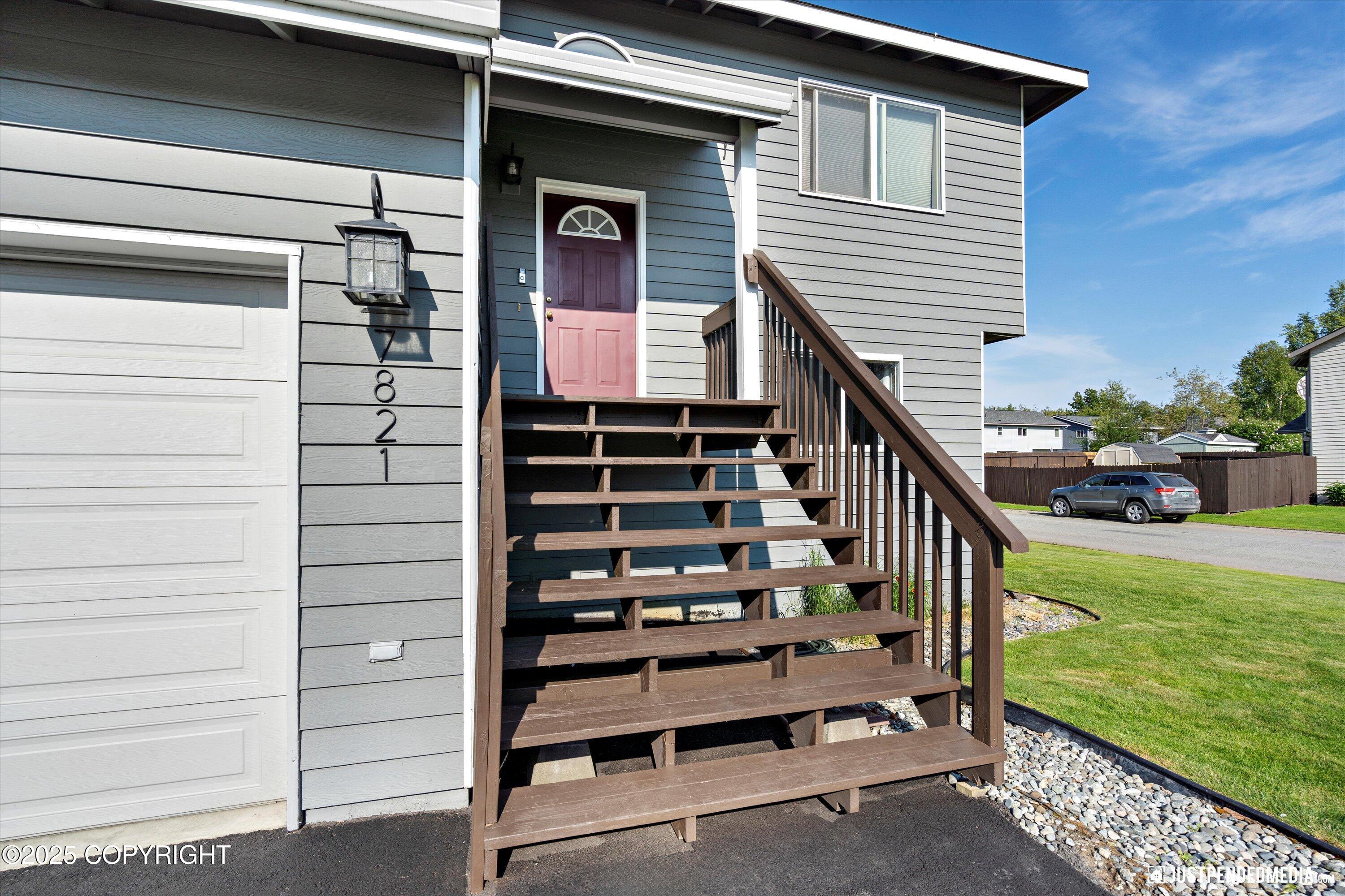 7821 Charlotte Circle