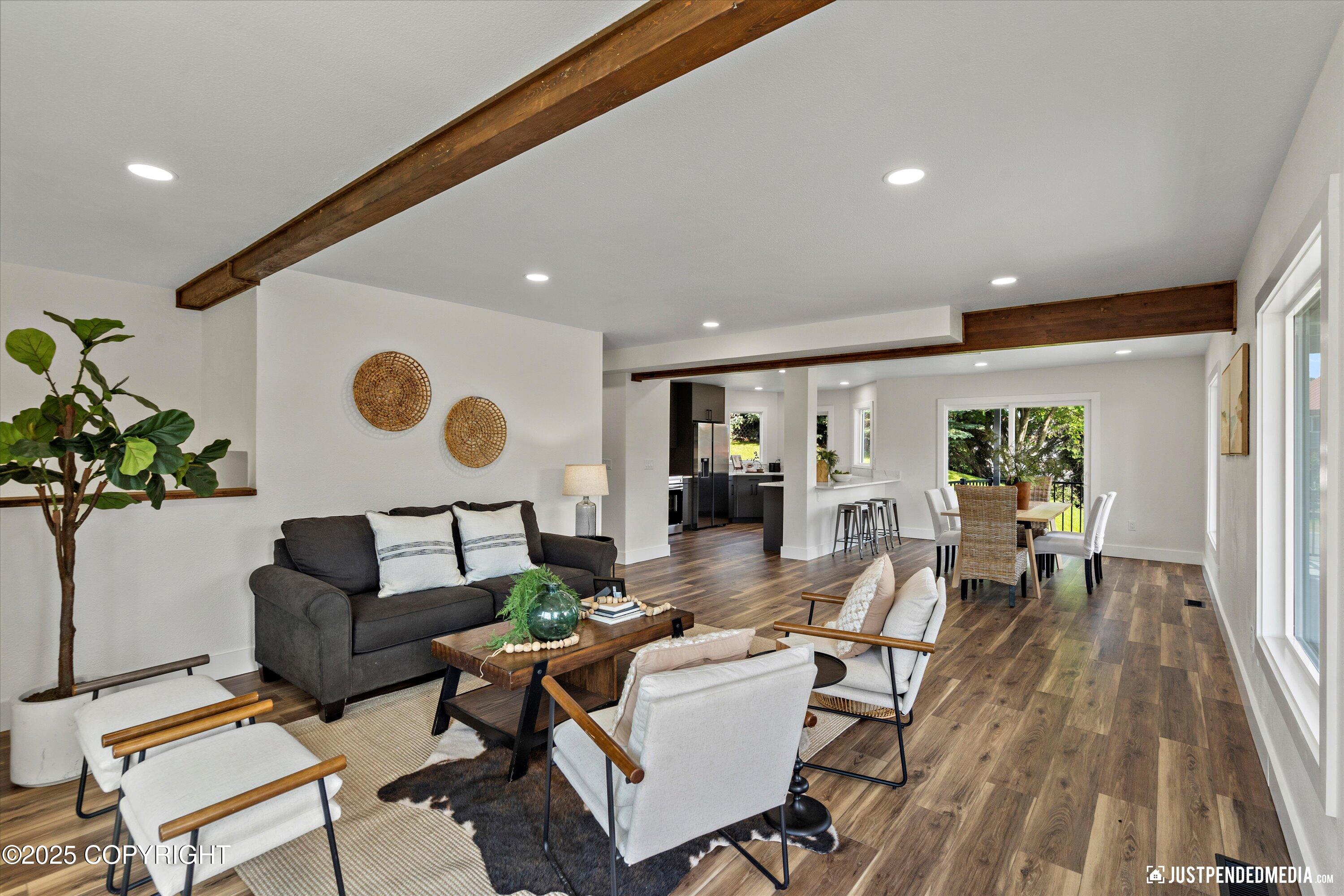 2751 Pelican Drive