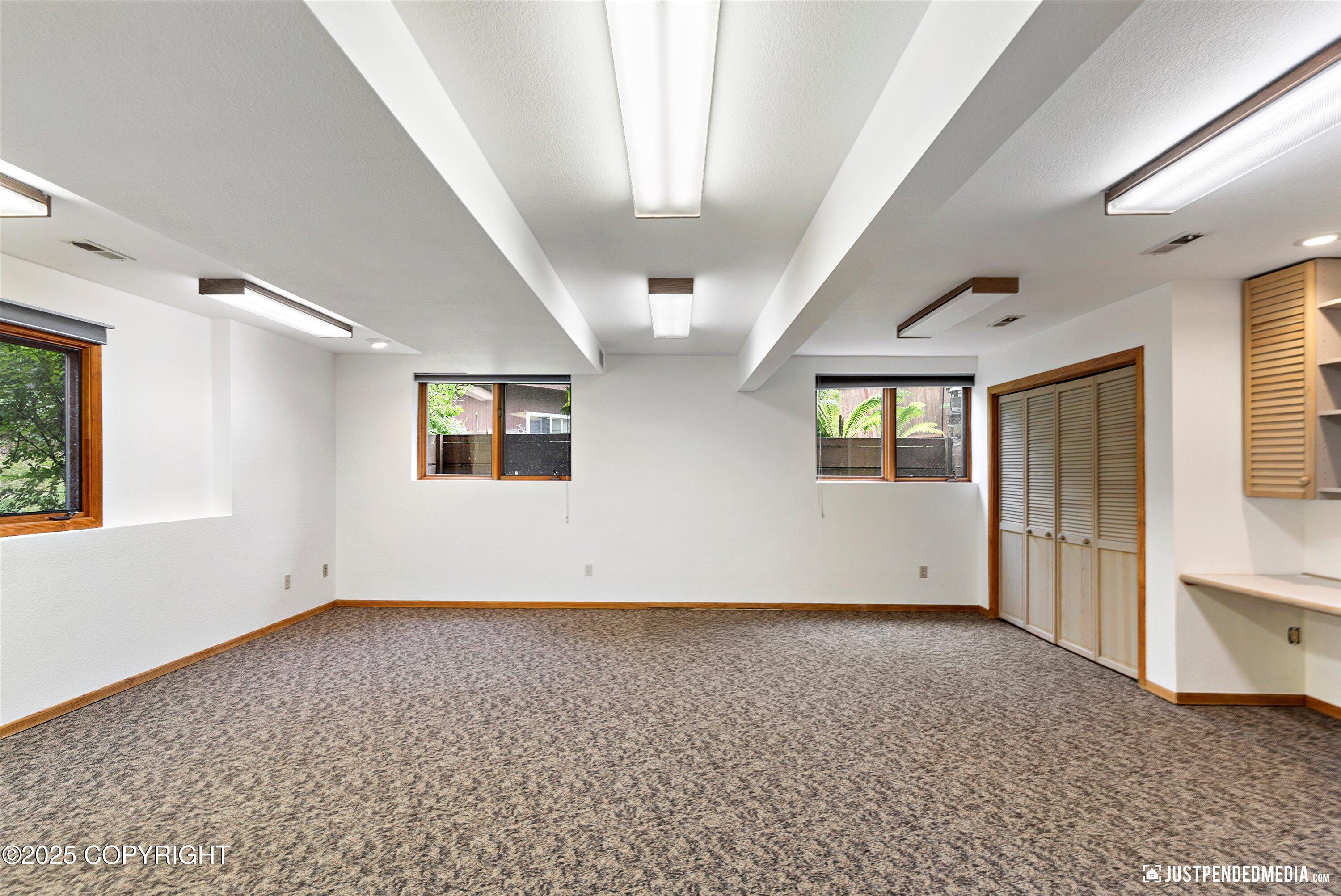 3930 Eric Circle