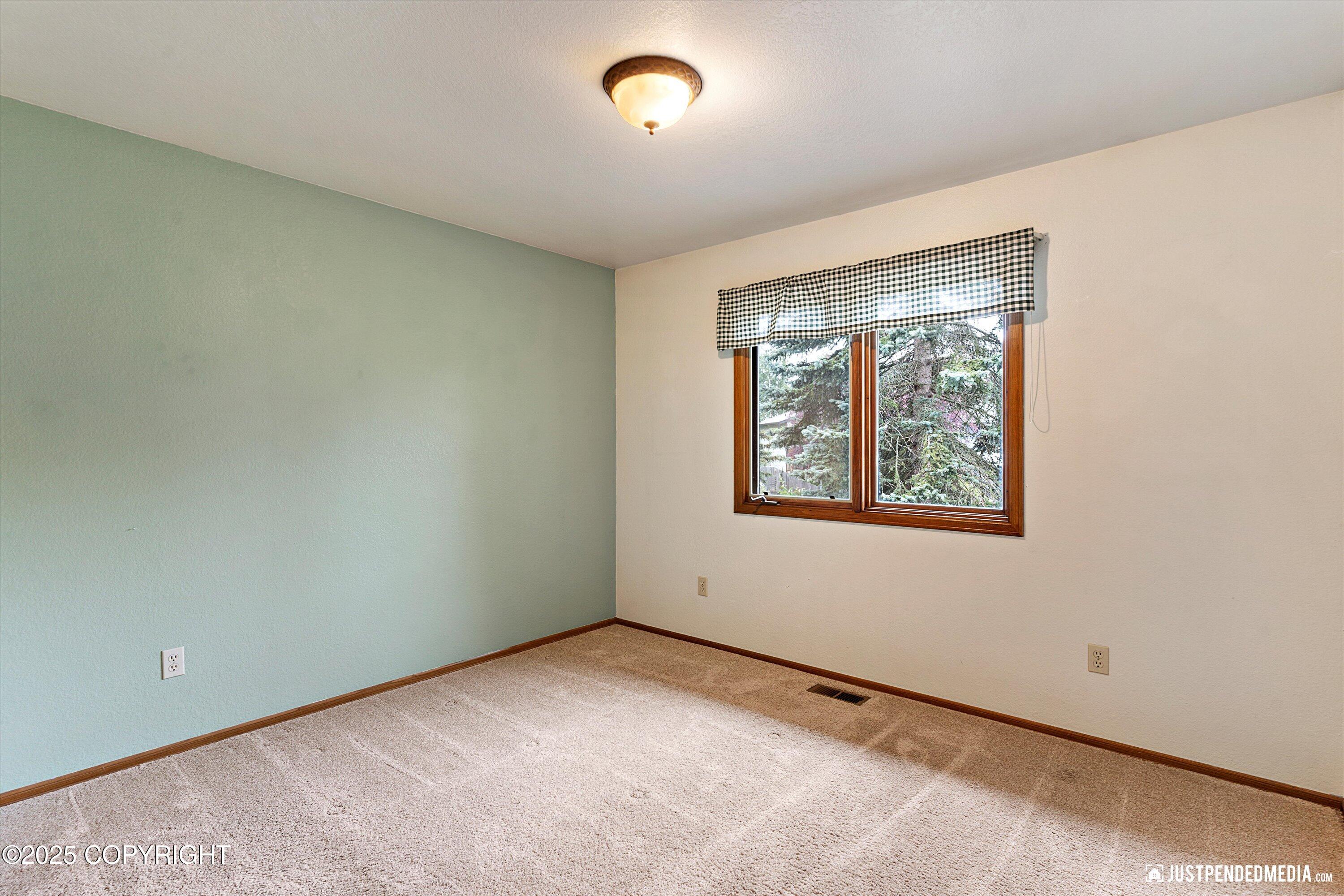 3930 Eric Circle