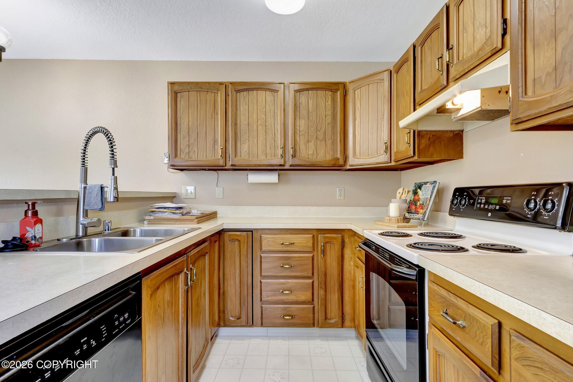 8210 Kip Court