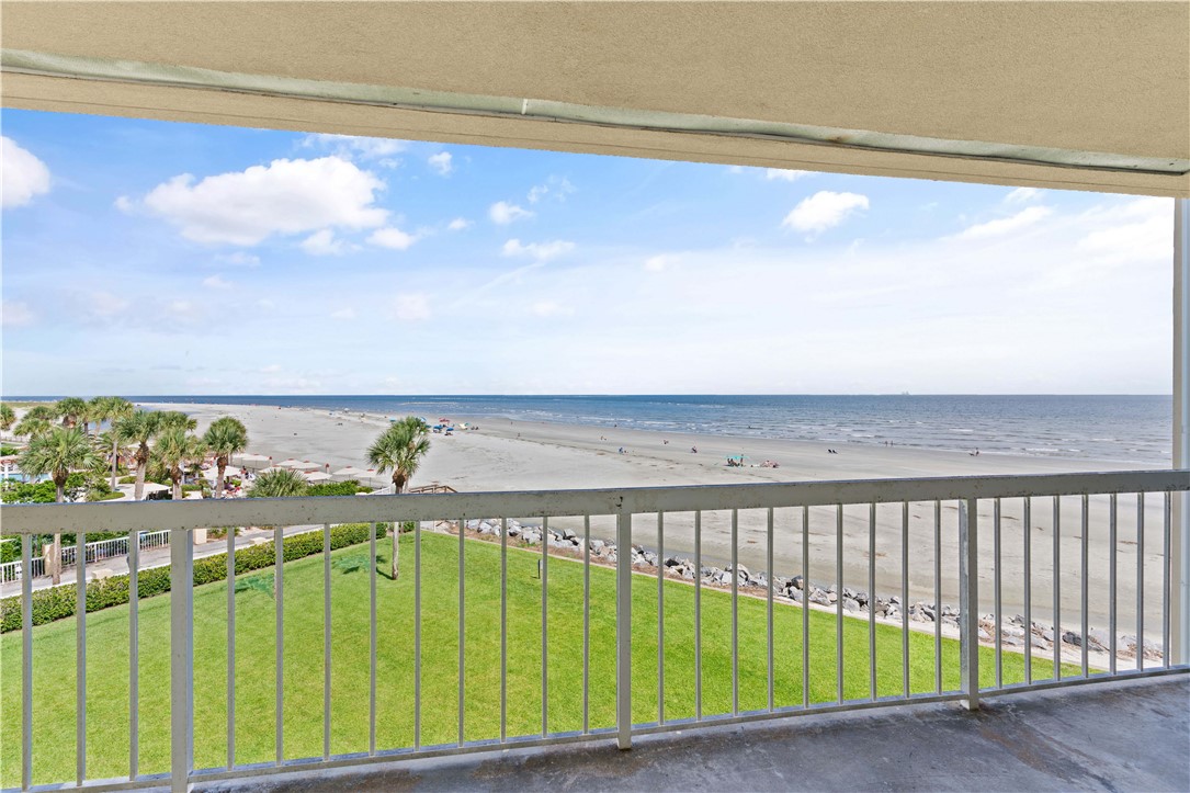 201 Neptune Road 451
