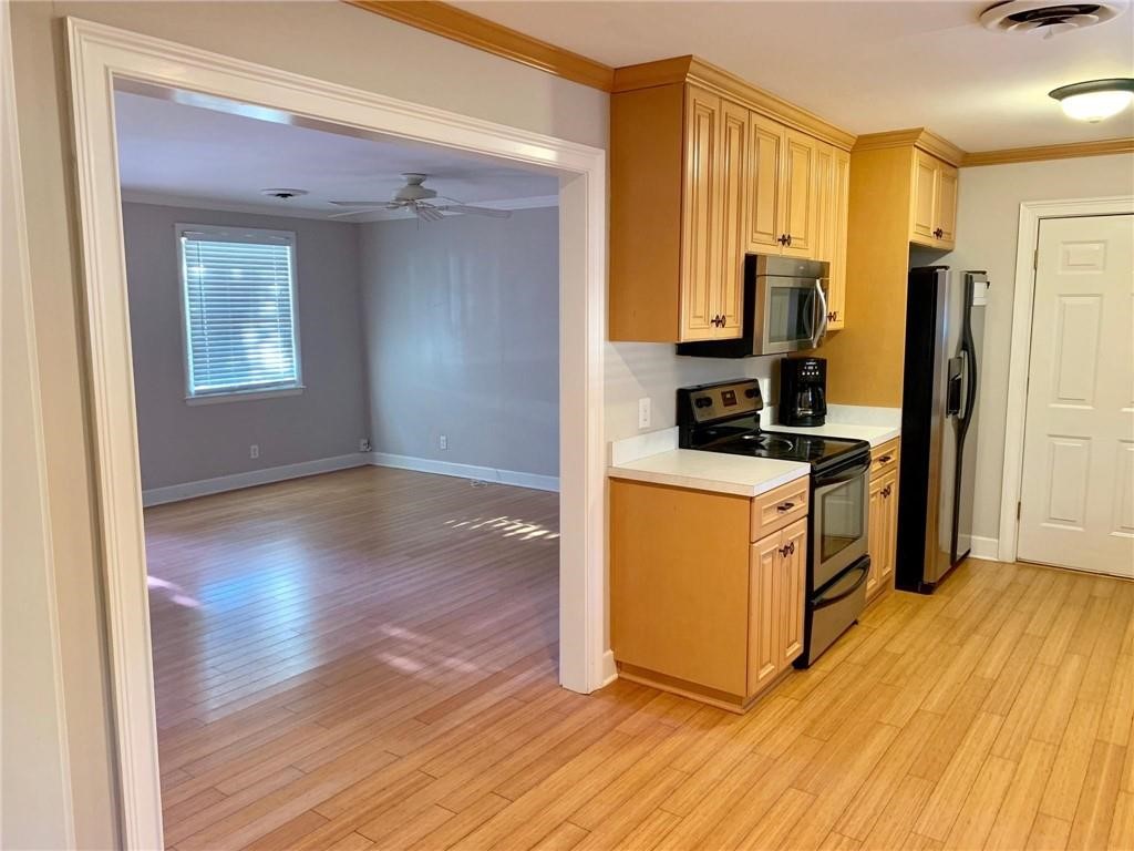 104 Highland Ave