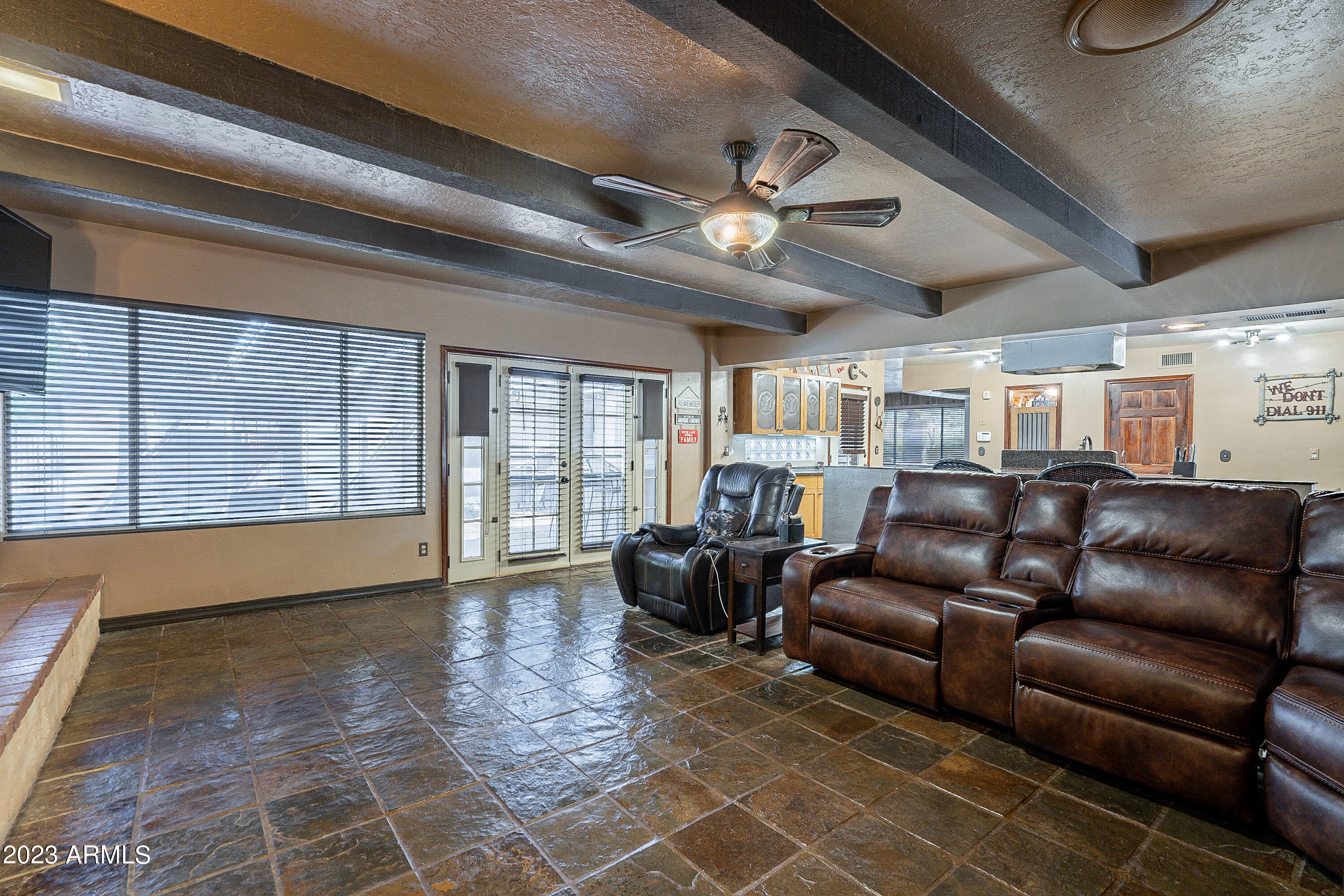 301 N POTTEBAUM Road