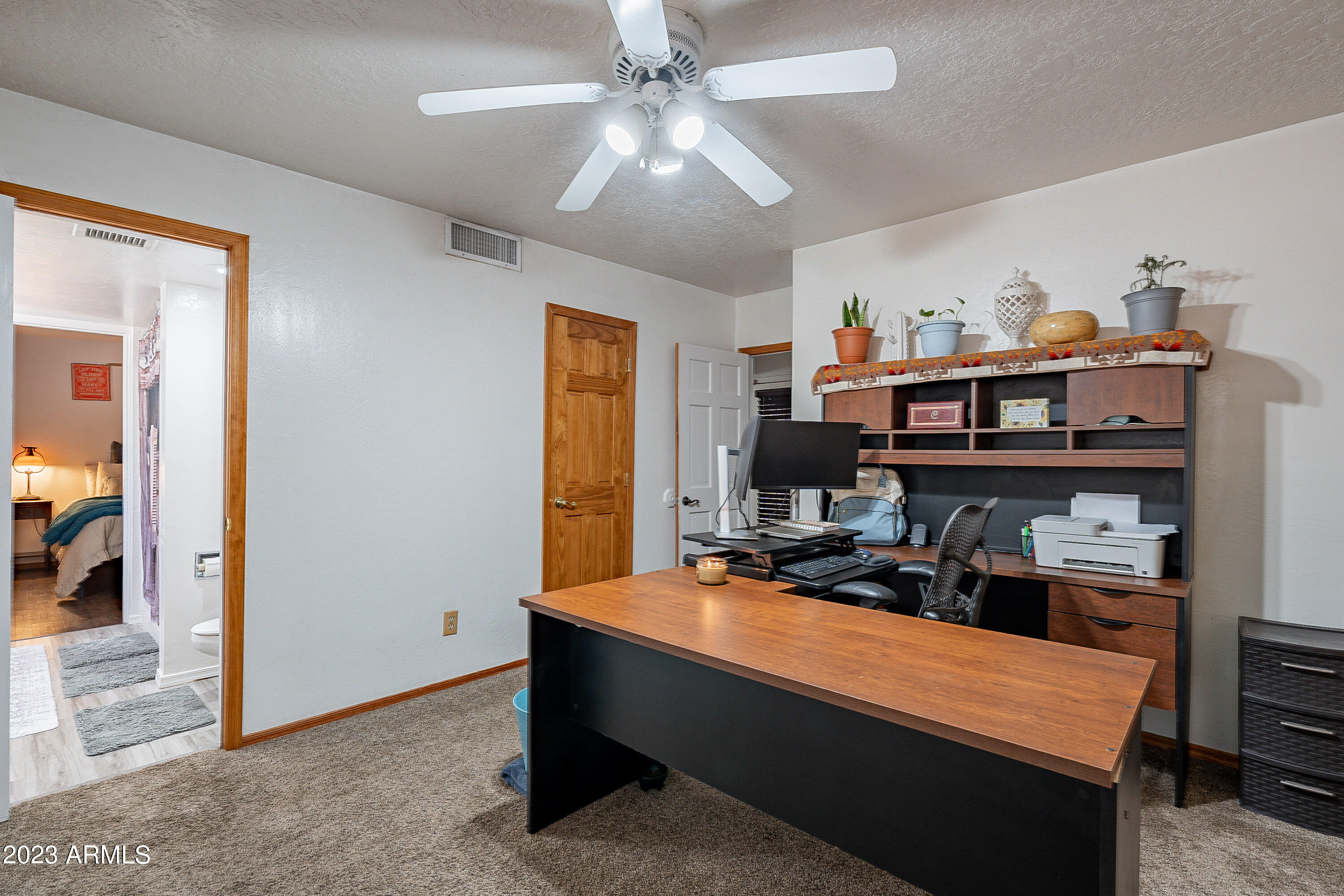 301 N POTTEBAUM Road