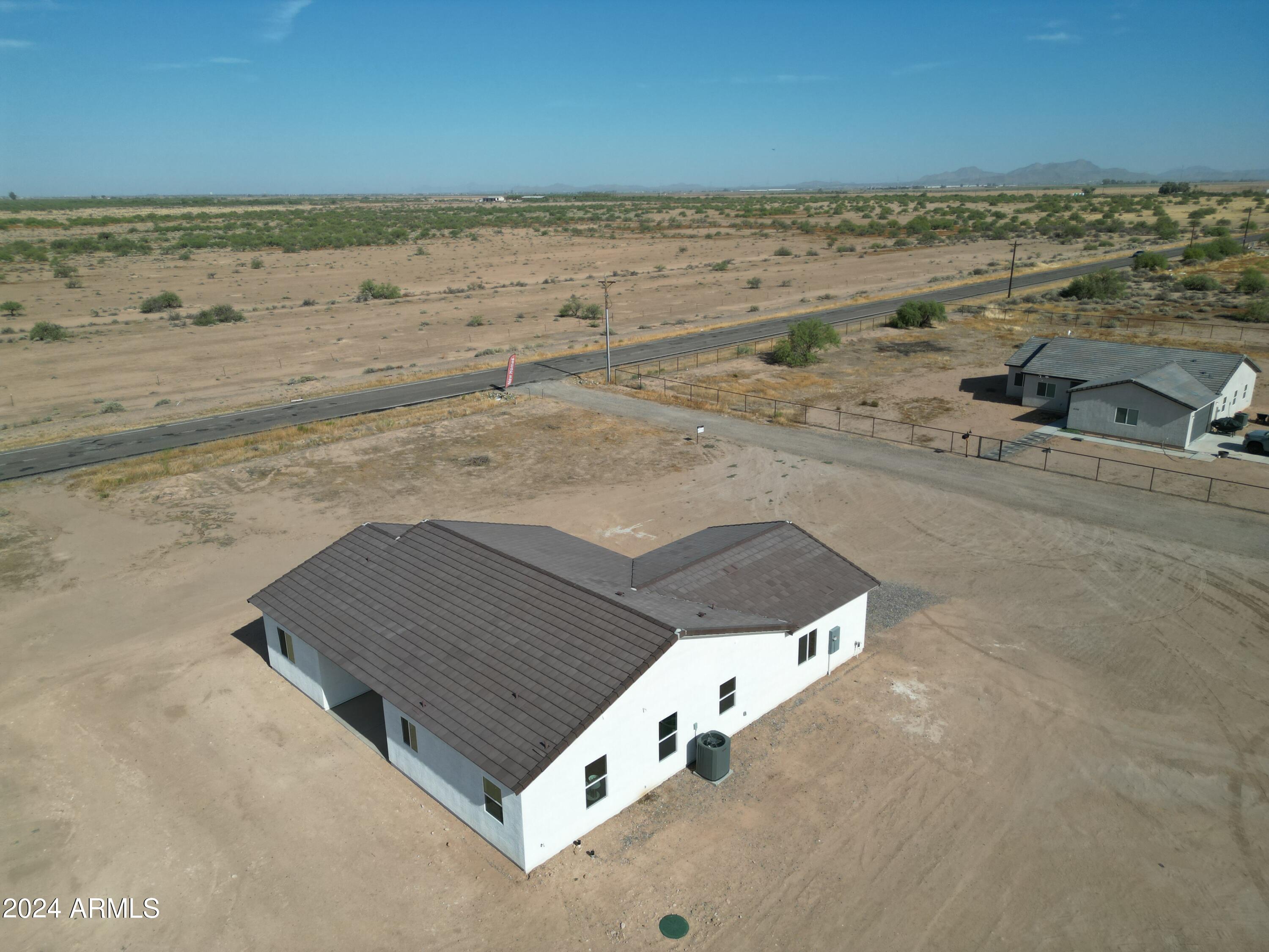 3177 W Gracie Lane