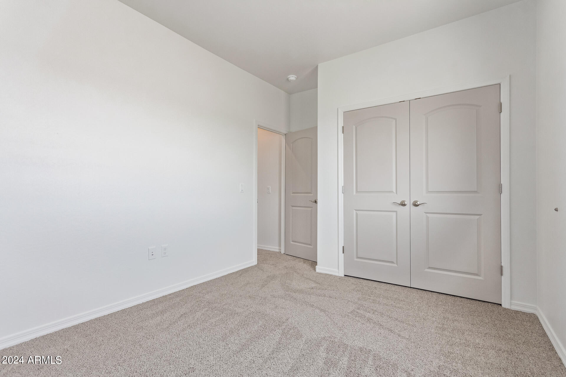 3177 W Gracie Lane