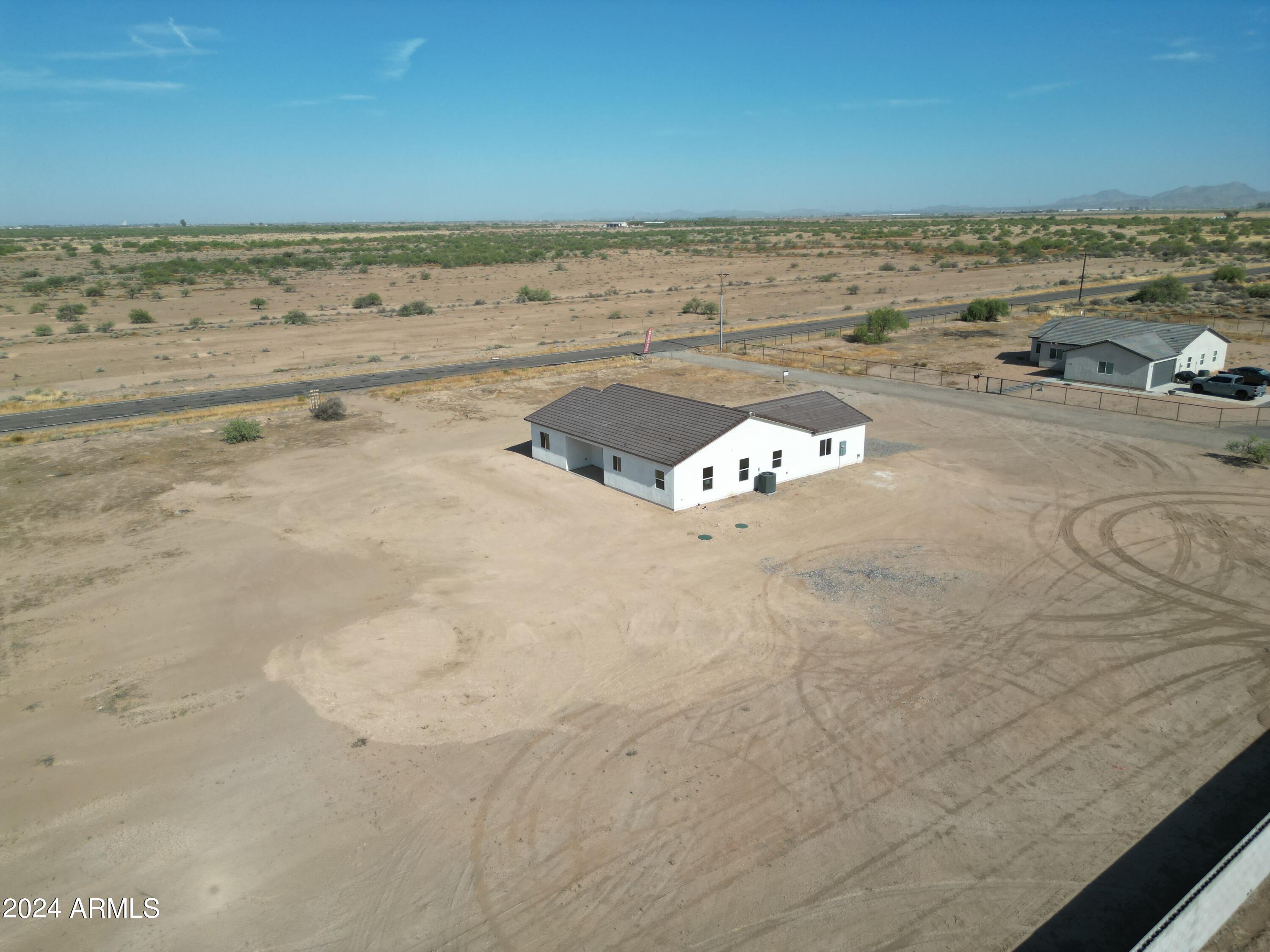 3177 W Gracie Lane